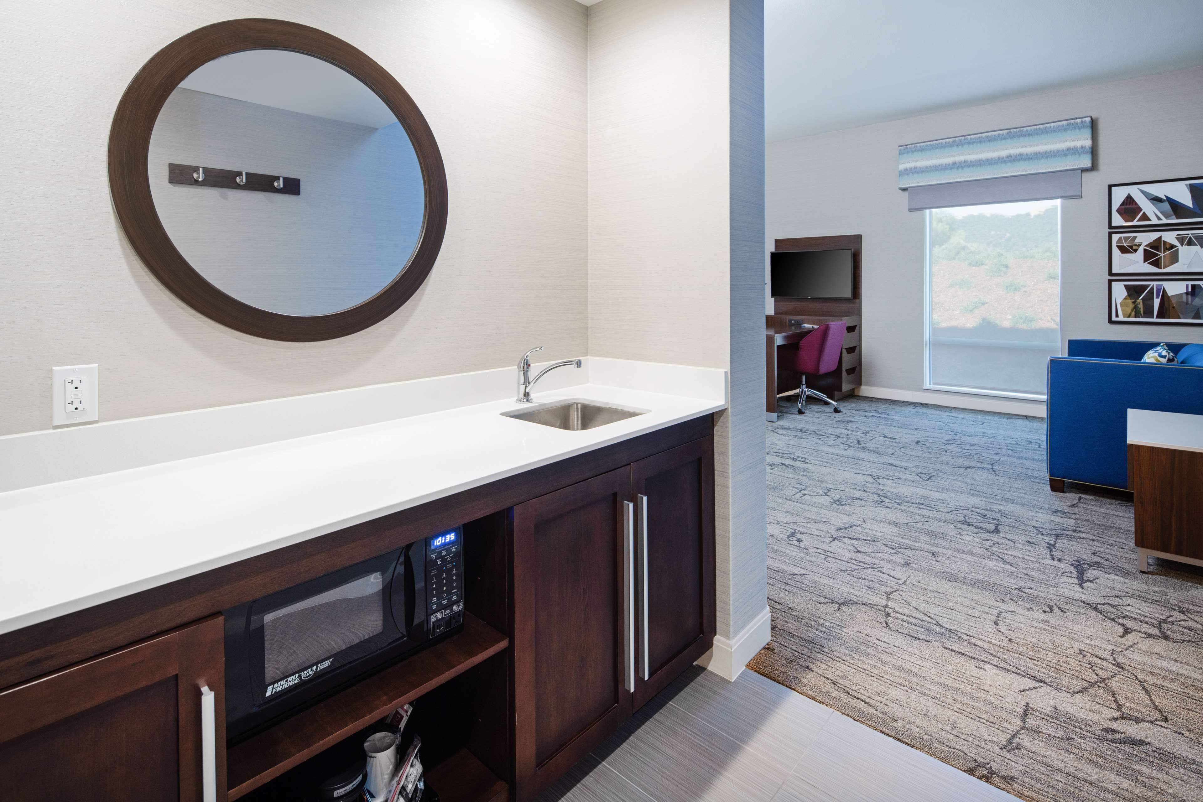 Suite King Bed Non Smoking