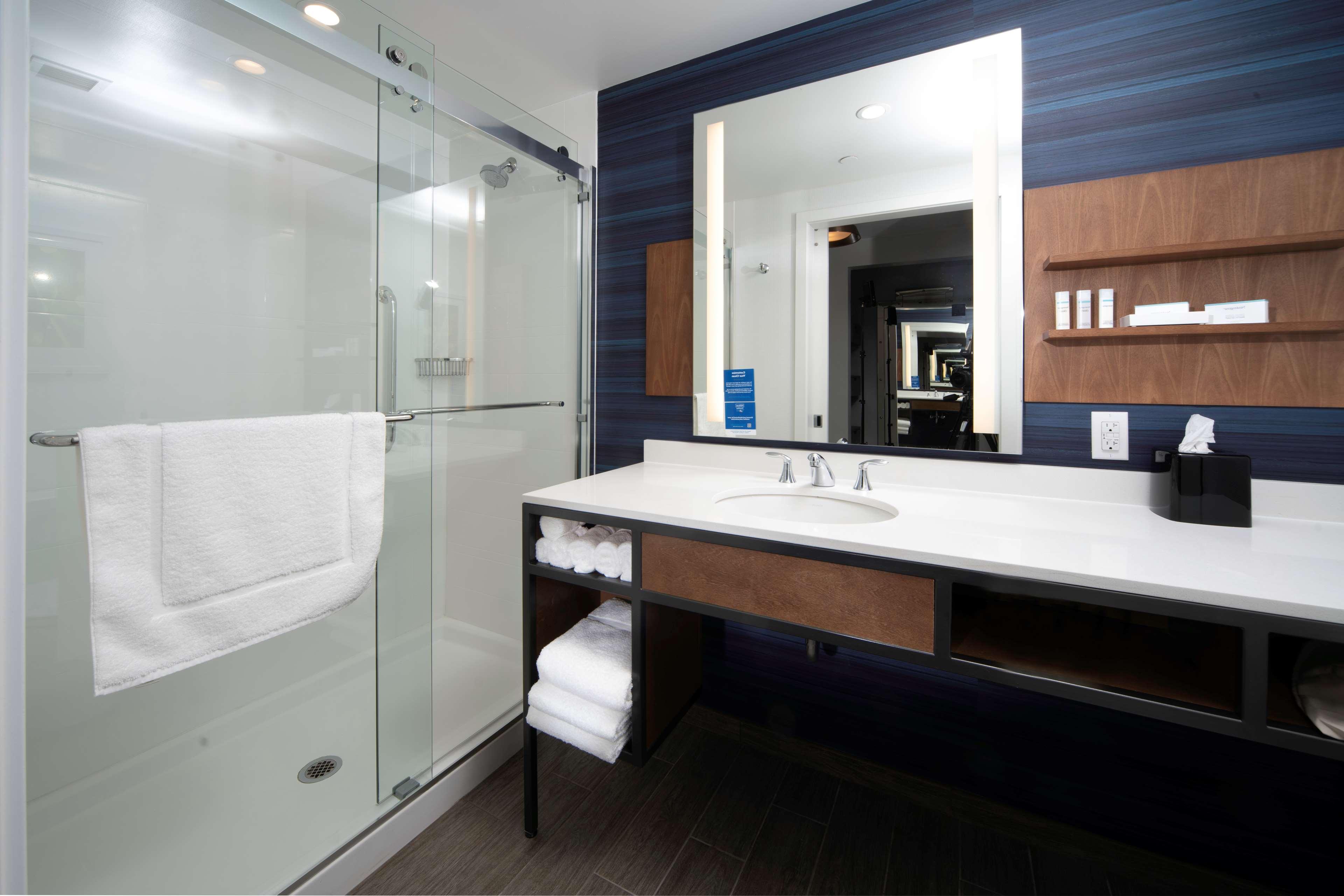 Double Deluxe Canal View