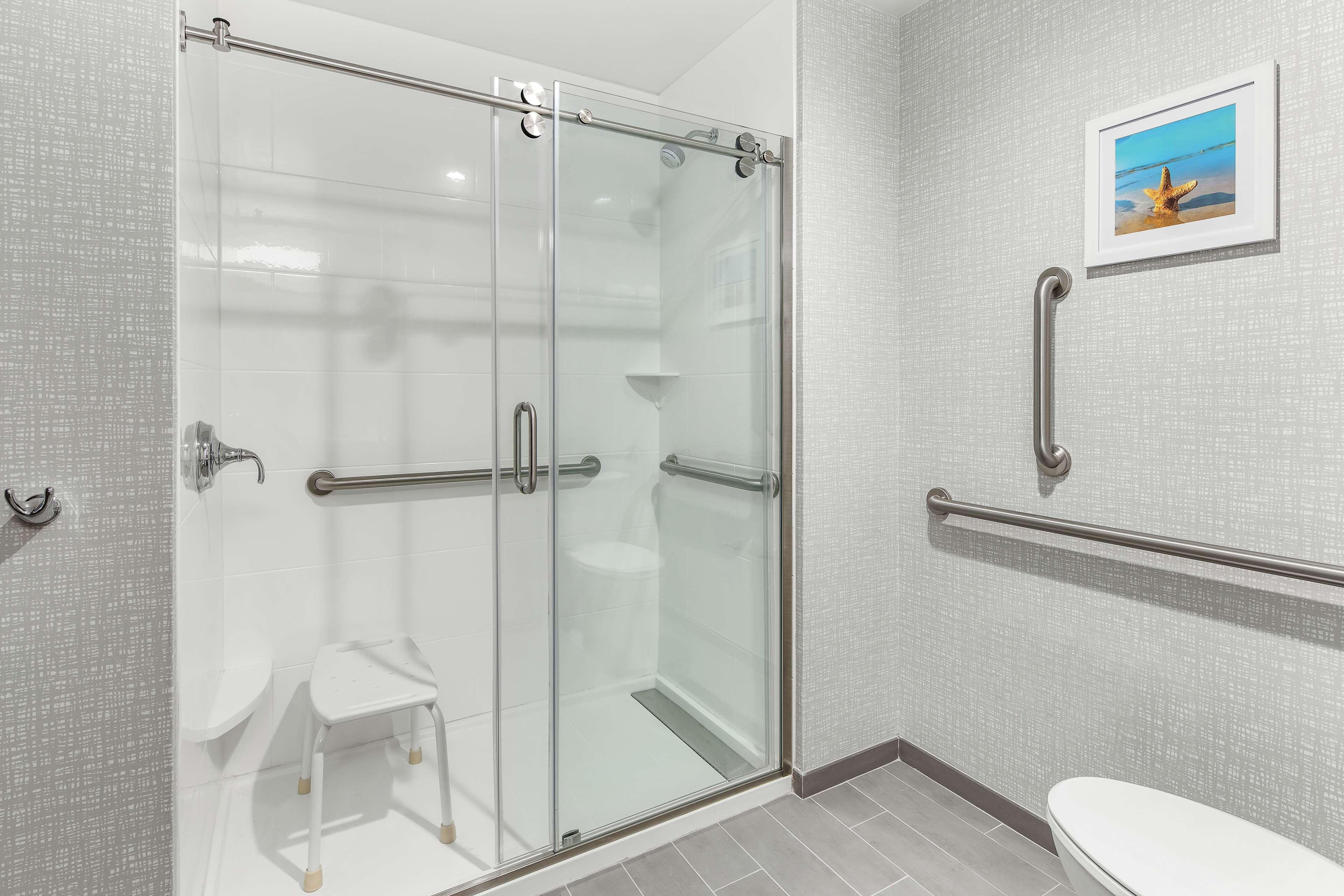 Double King Bed Non Smoking