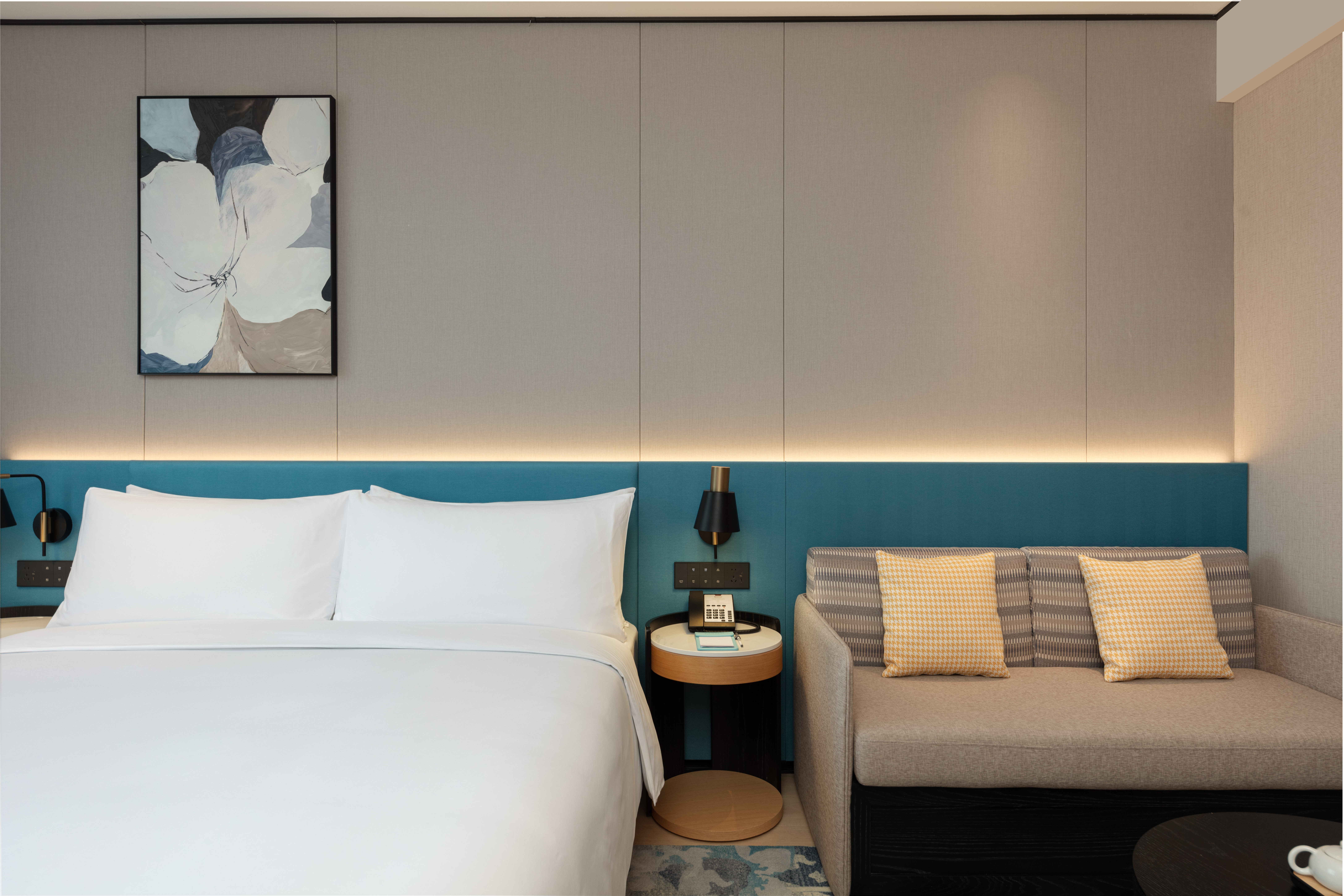 Double or Twin Deluxe King Bed