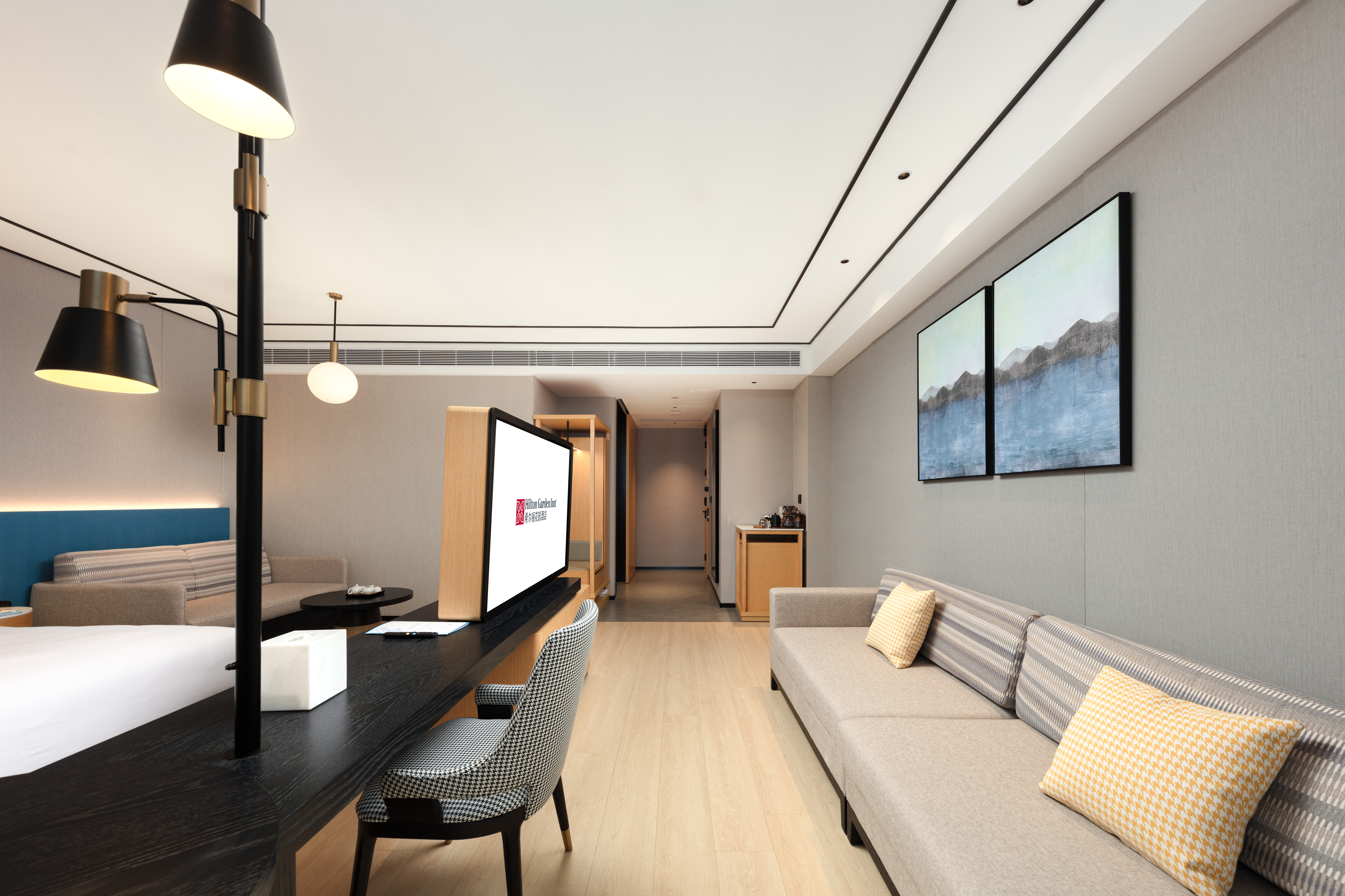 Double or Twin Deluxe King Bed