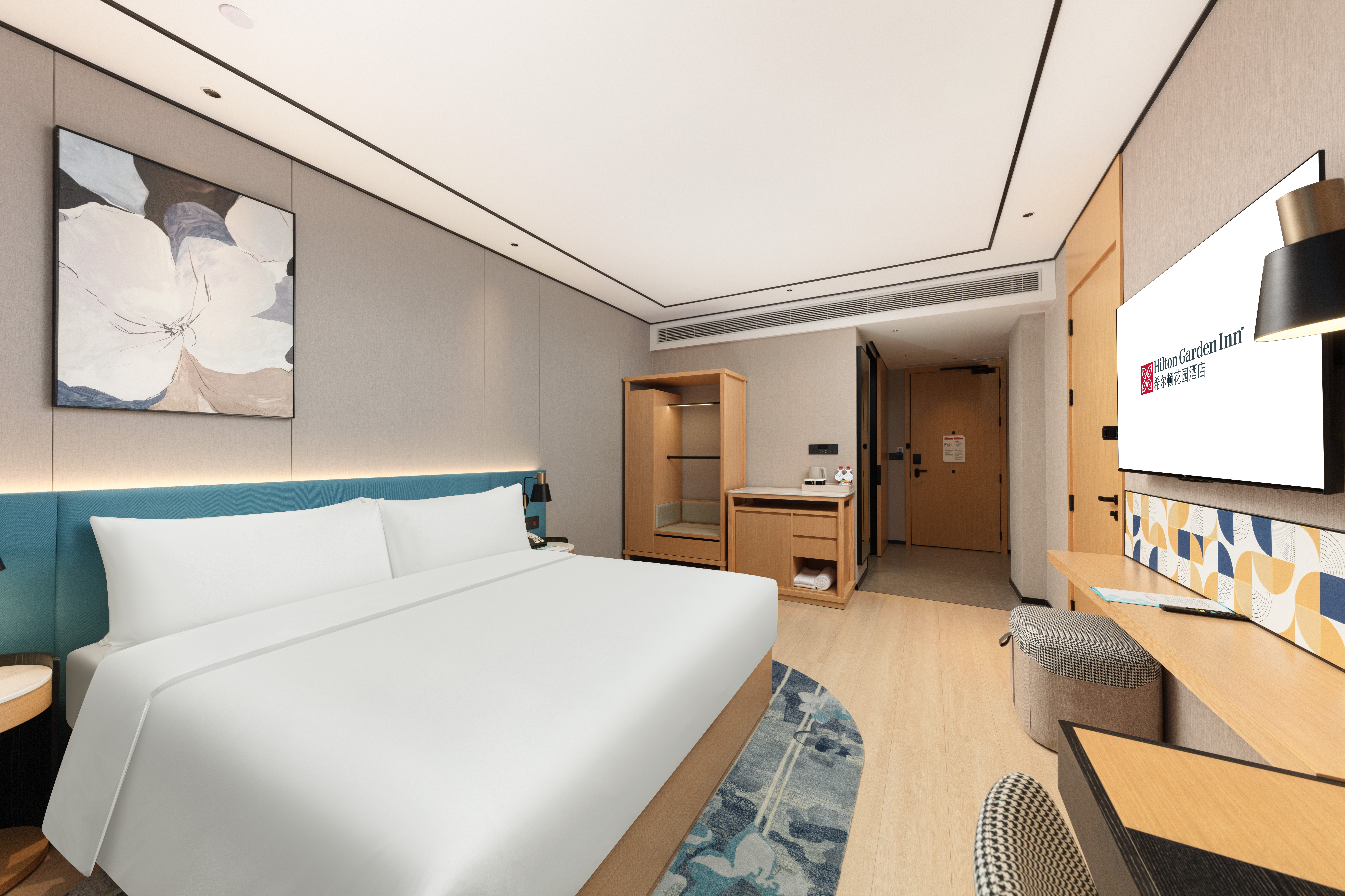 Double or Twin Accessible King Size Bed