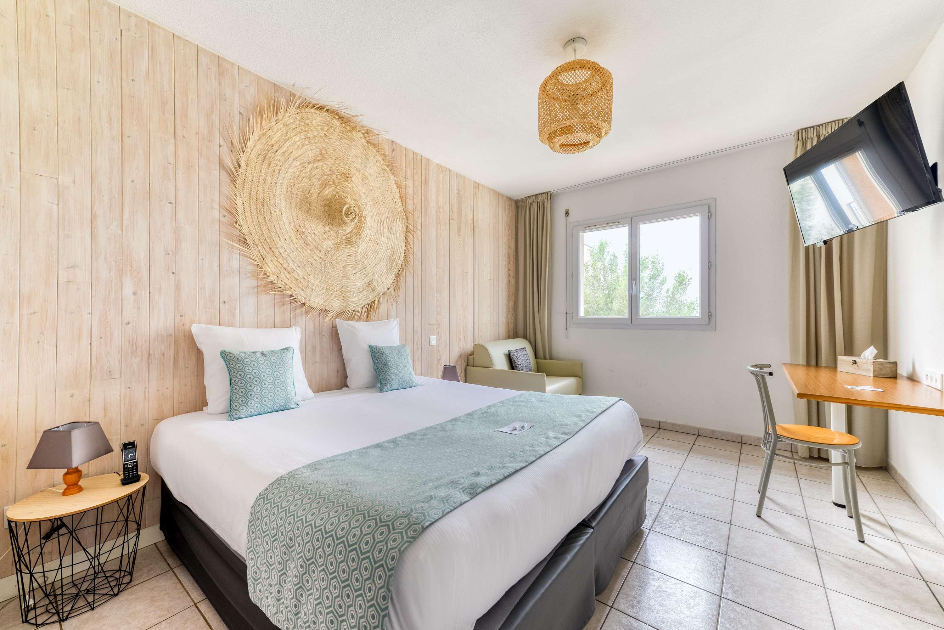 Family Room Capacity 3