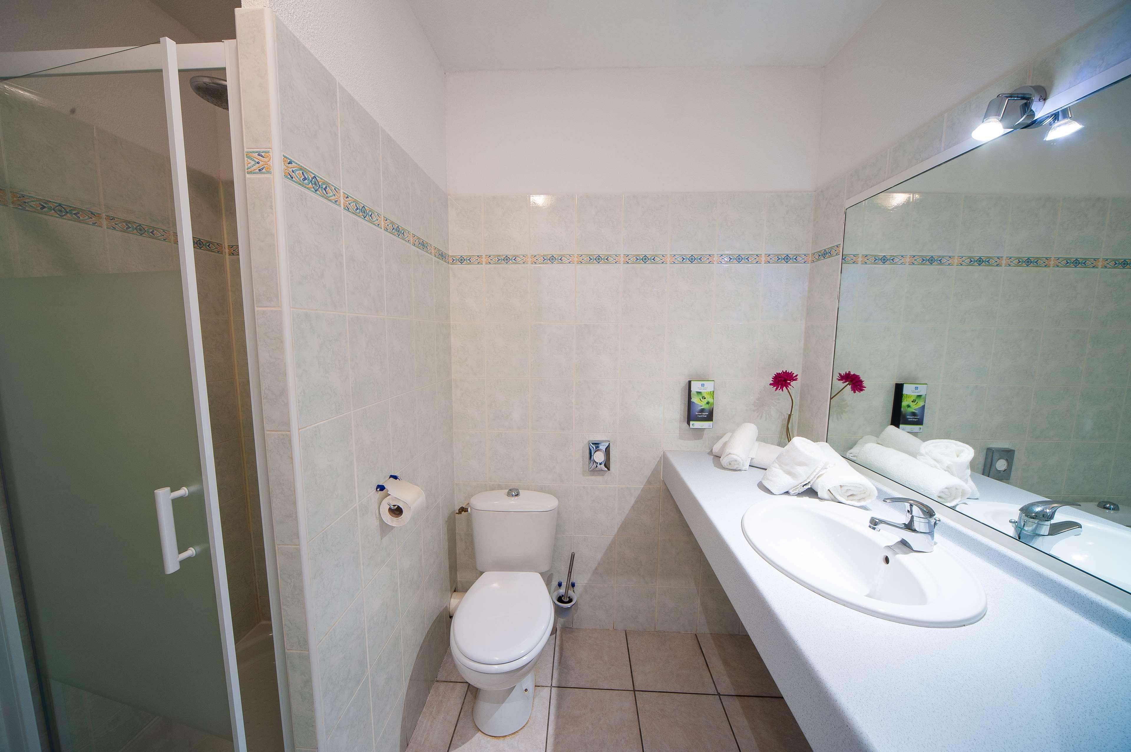 Family Room Capacity 3