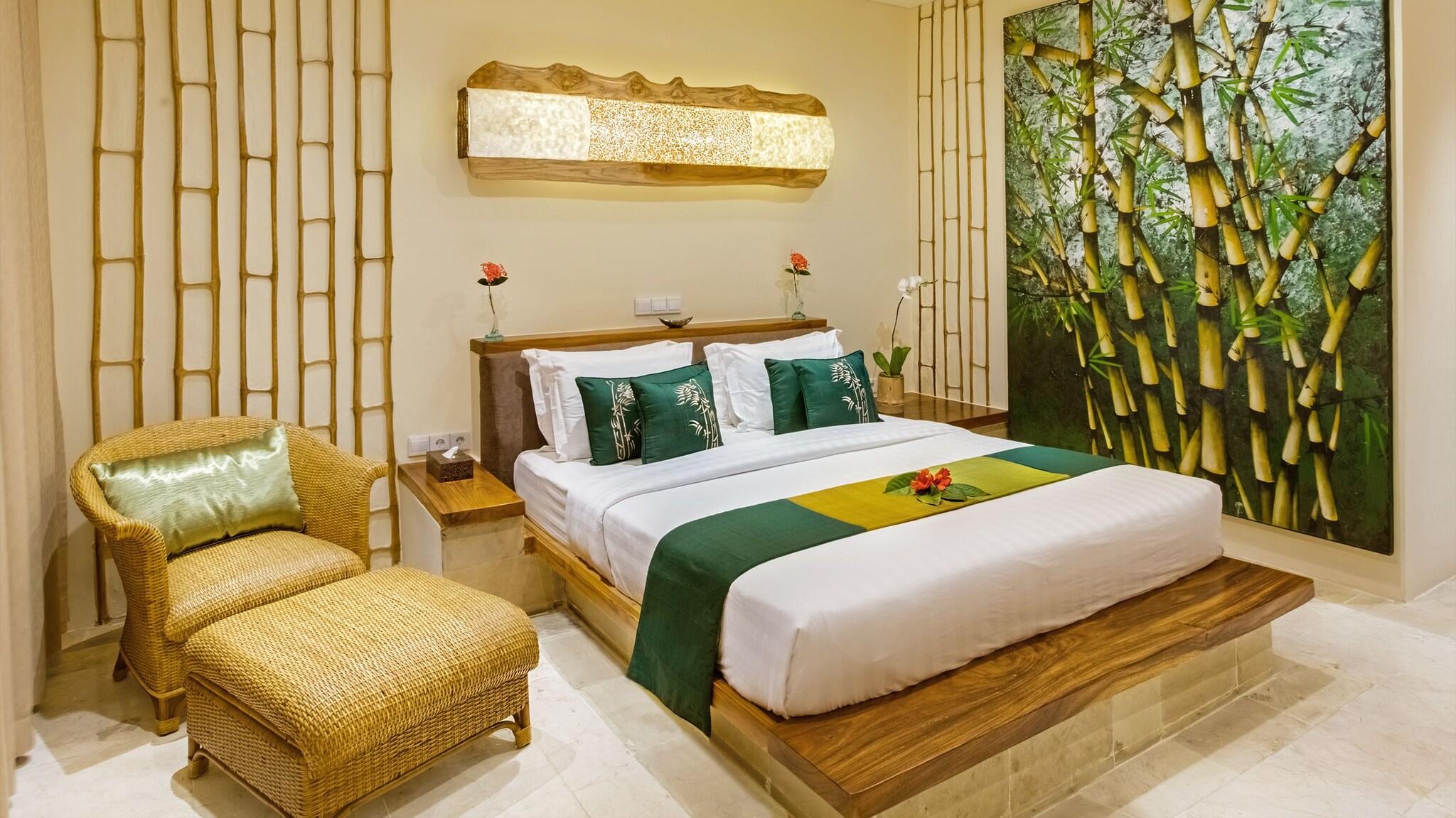 Double Ocean View Queen Bed