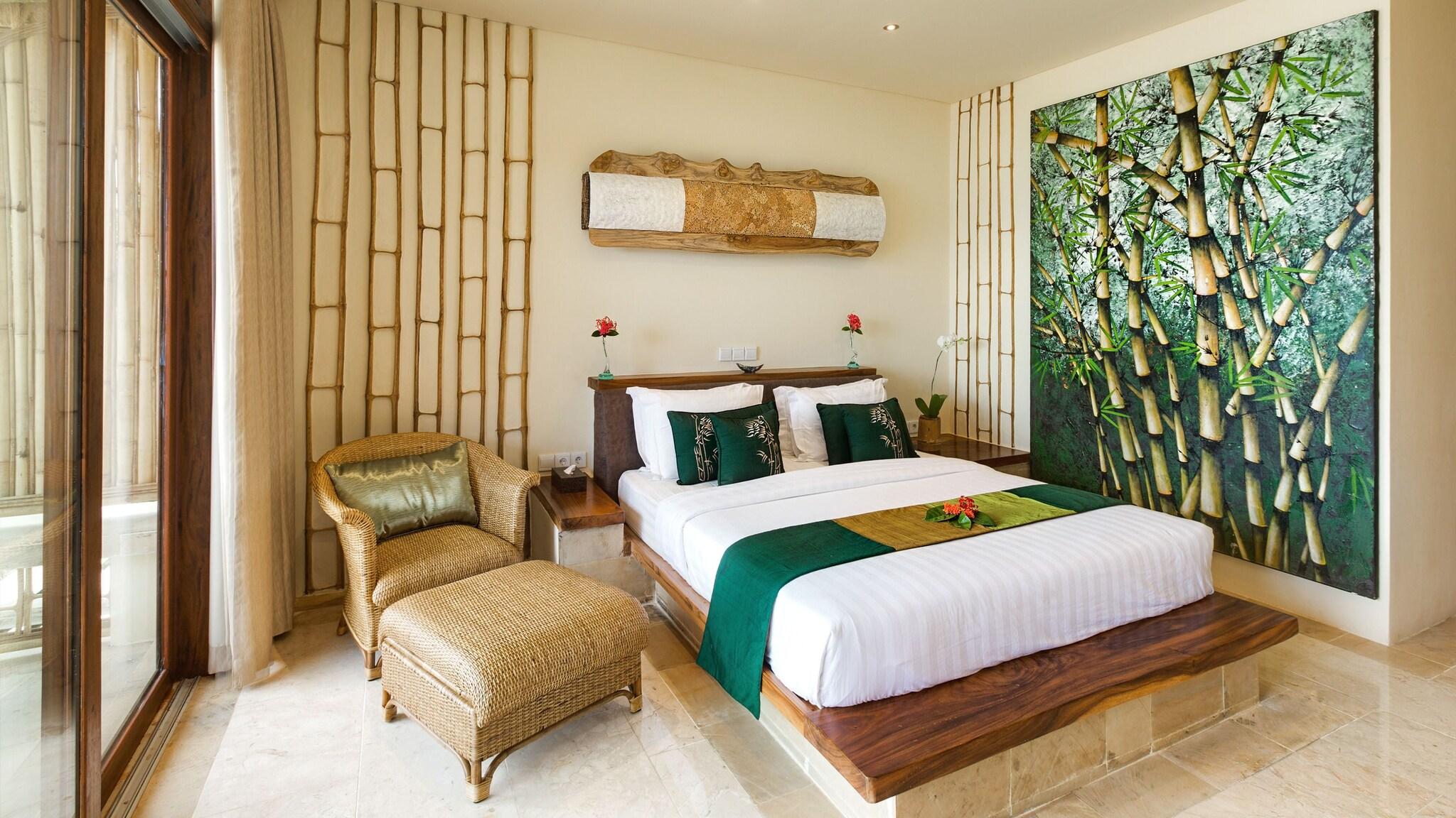 Double Ocean View Queen Bed