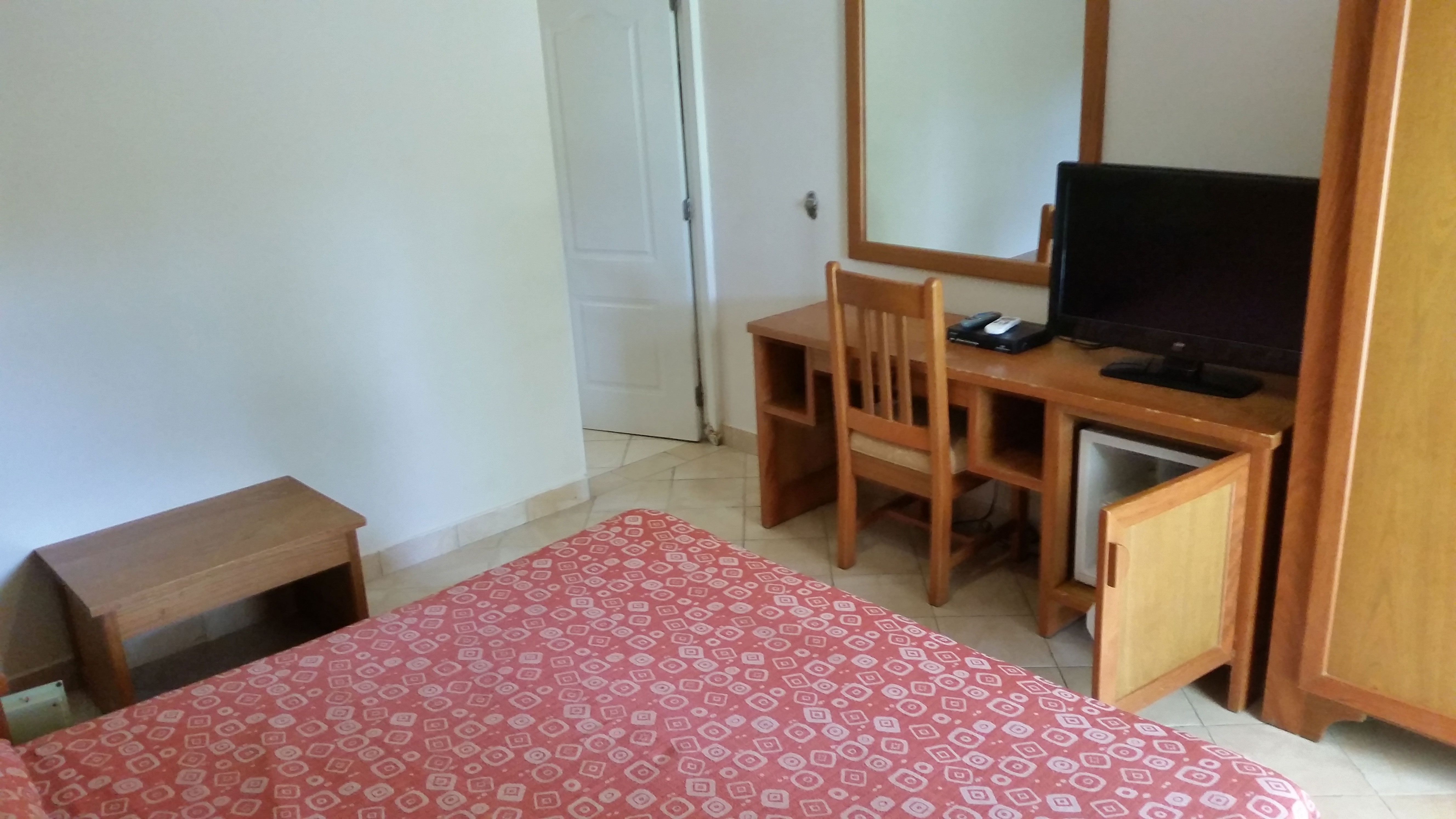 Double Deluxe King Bed