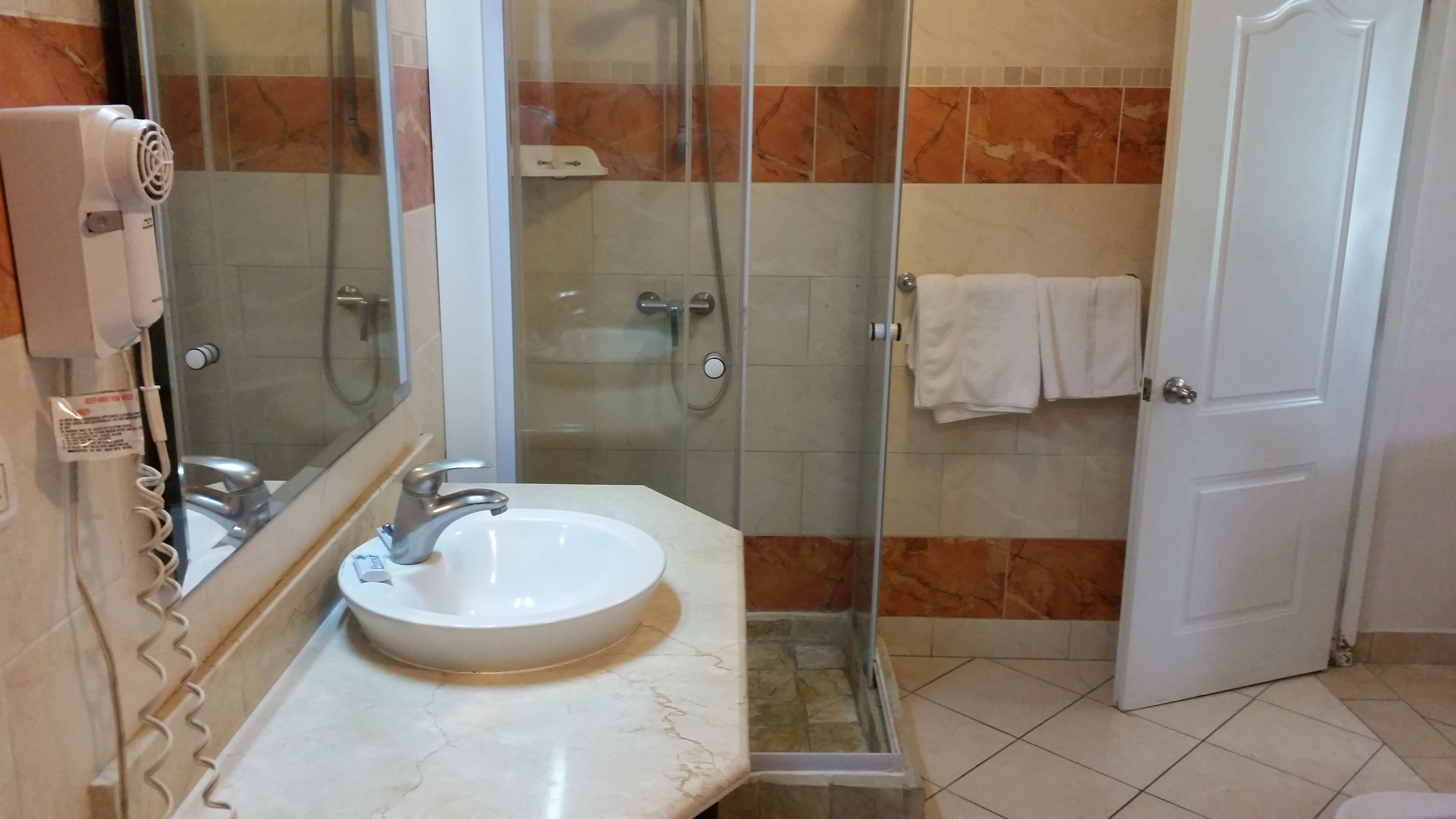 Double Deluxe King Bed