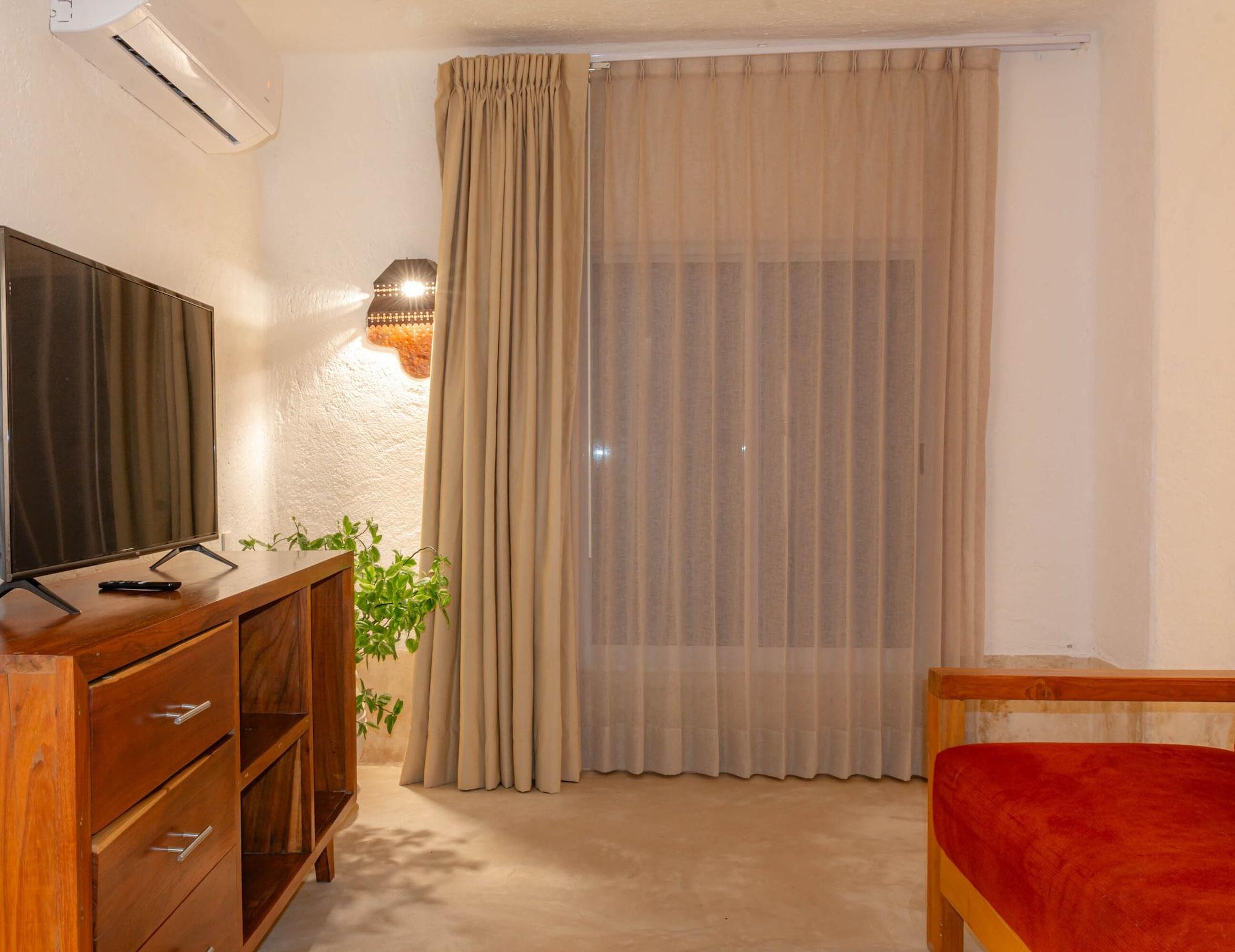 Suite Two Queen Beds Superior