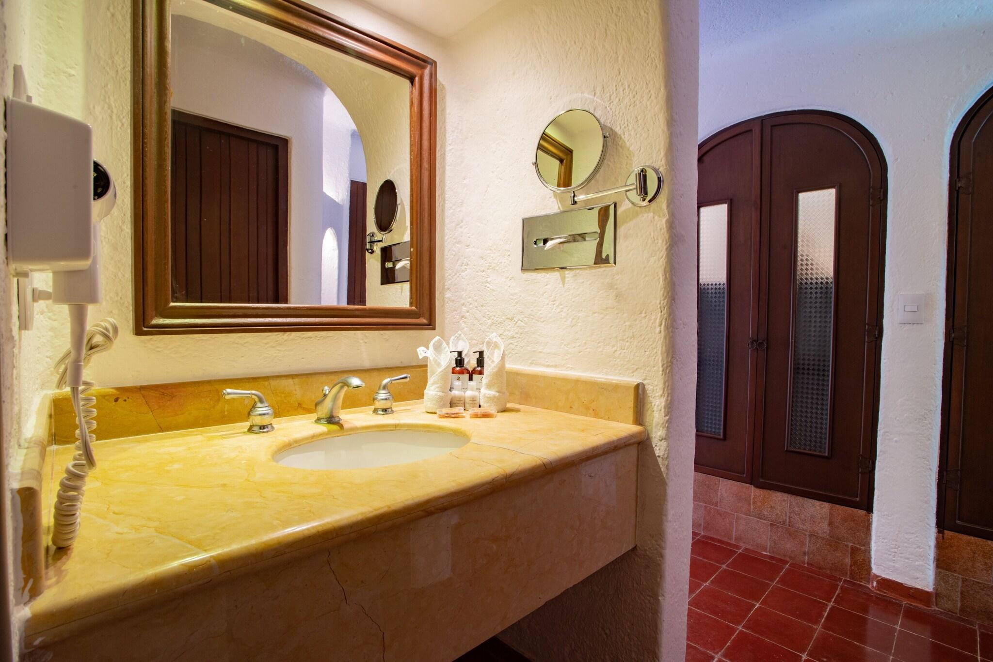 Family Room Queen Size Bed