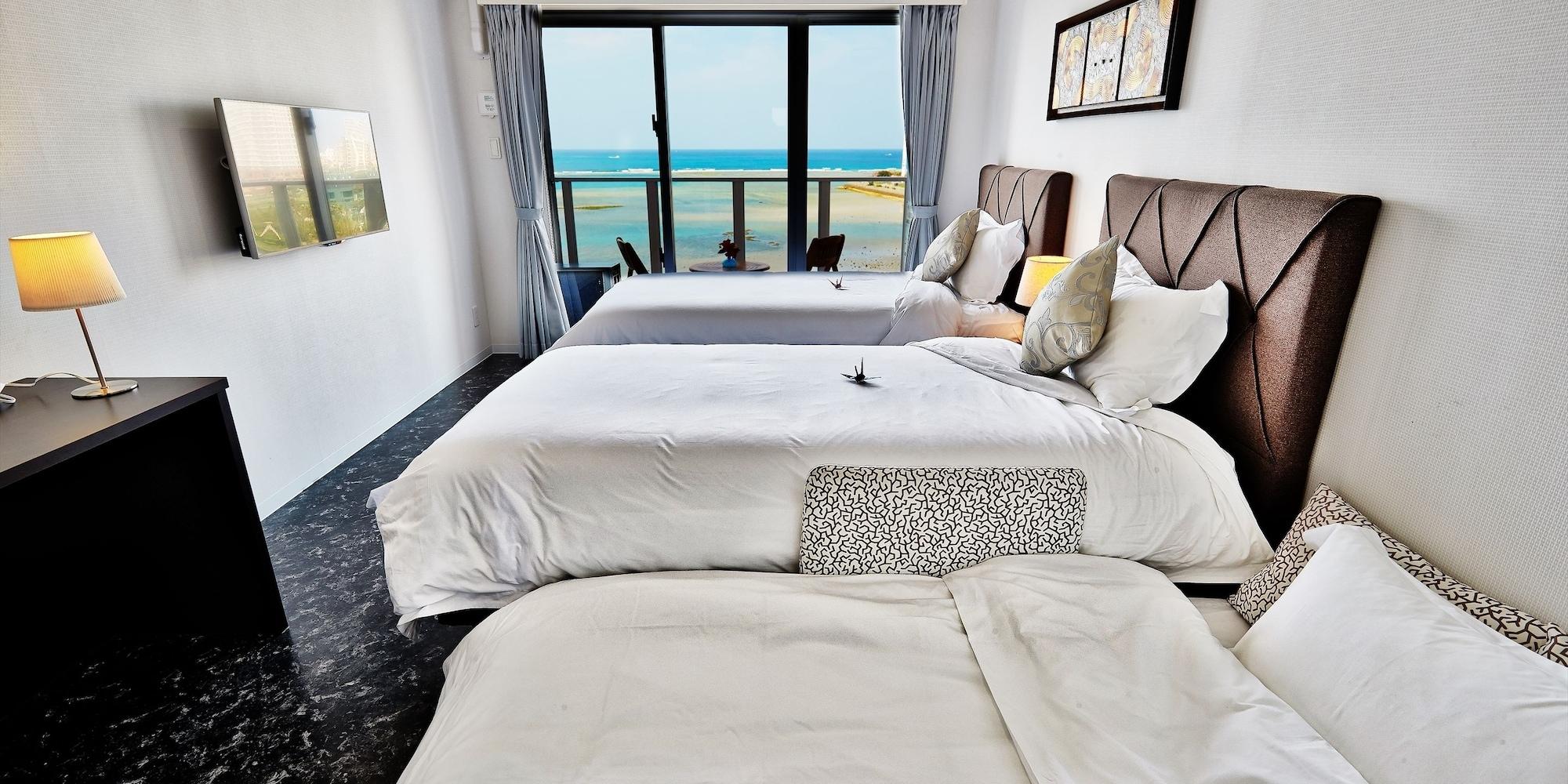 Twin Deluxe with Views