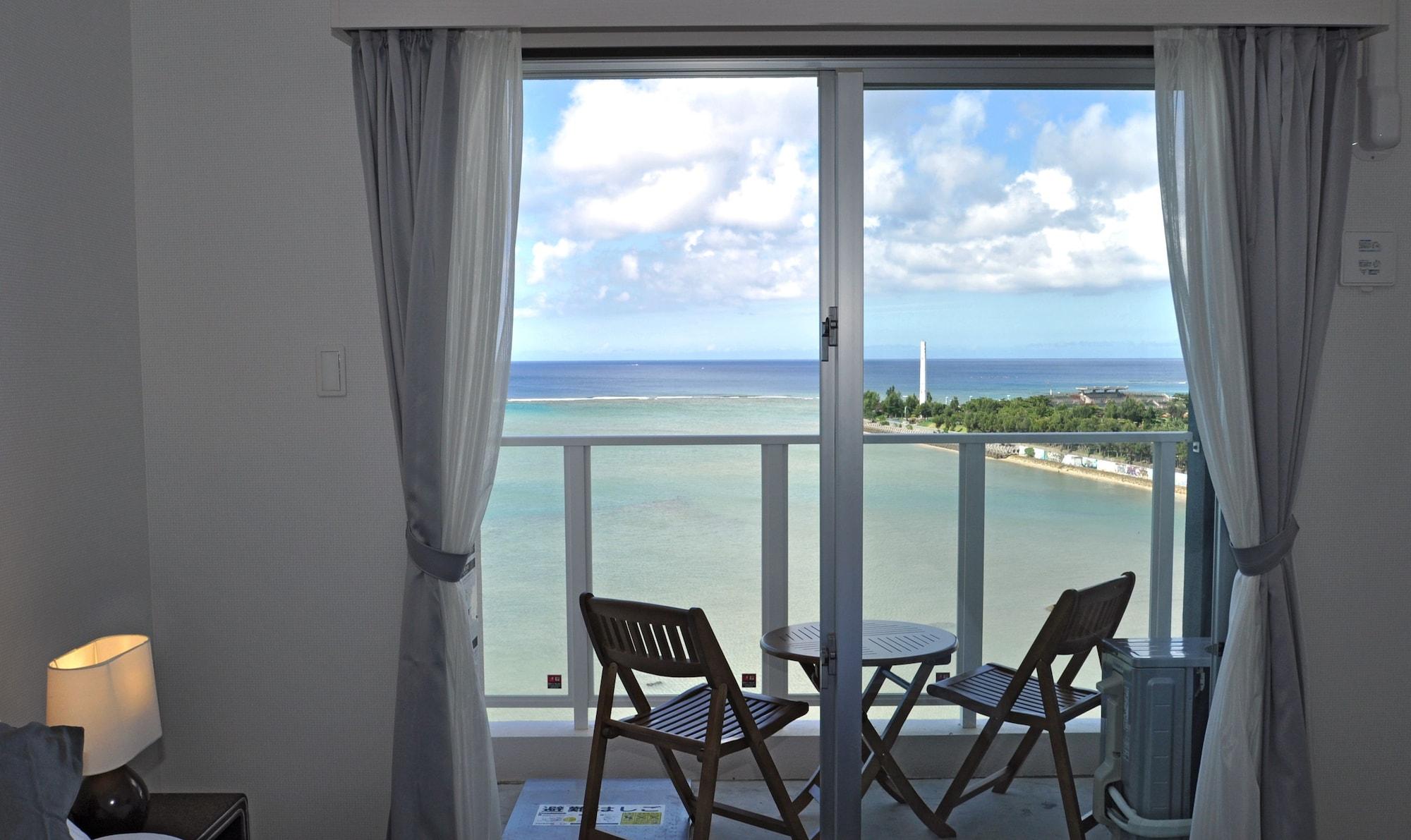 Twin Deluxe with Views