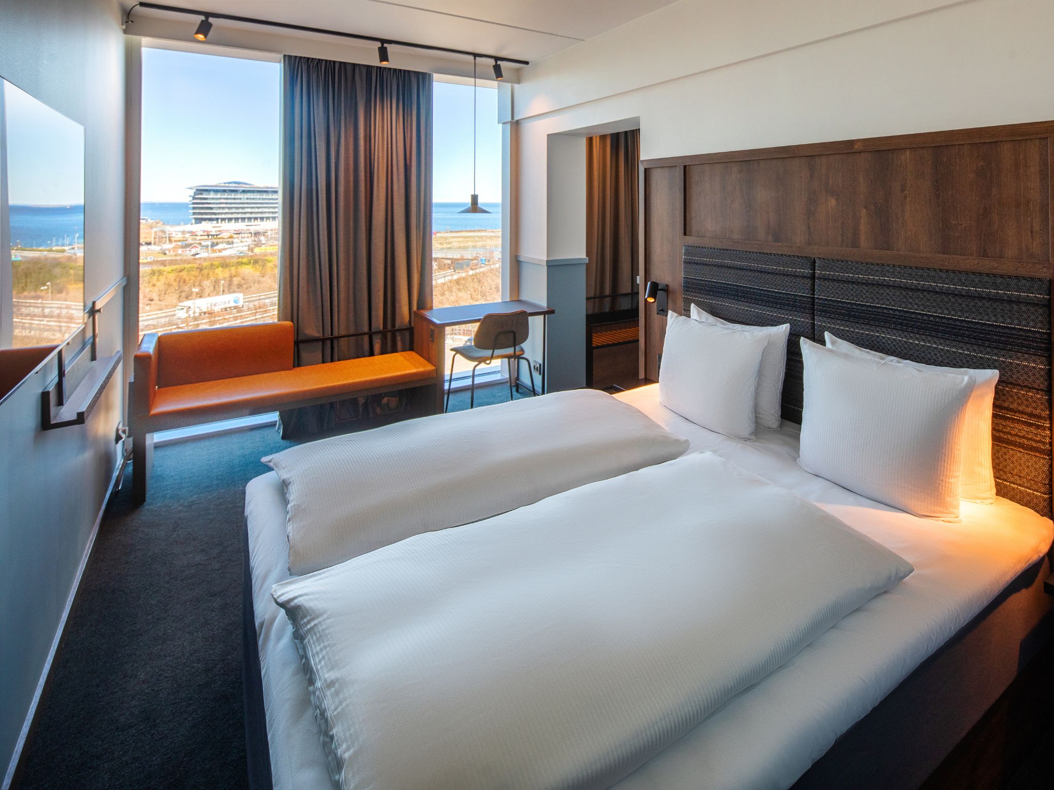 Family Room Superior