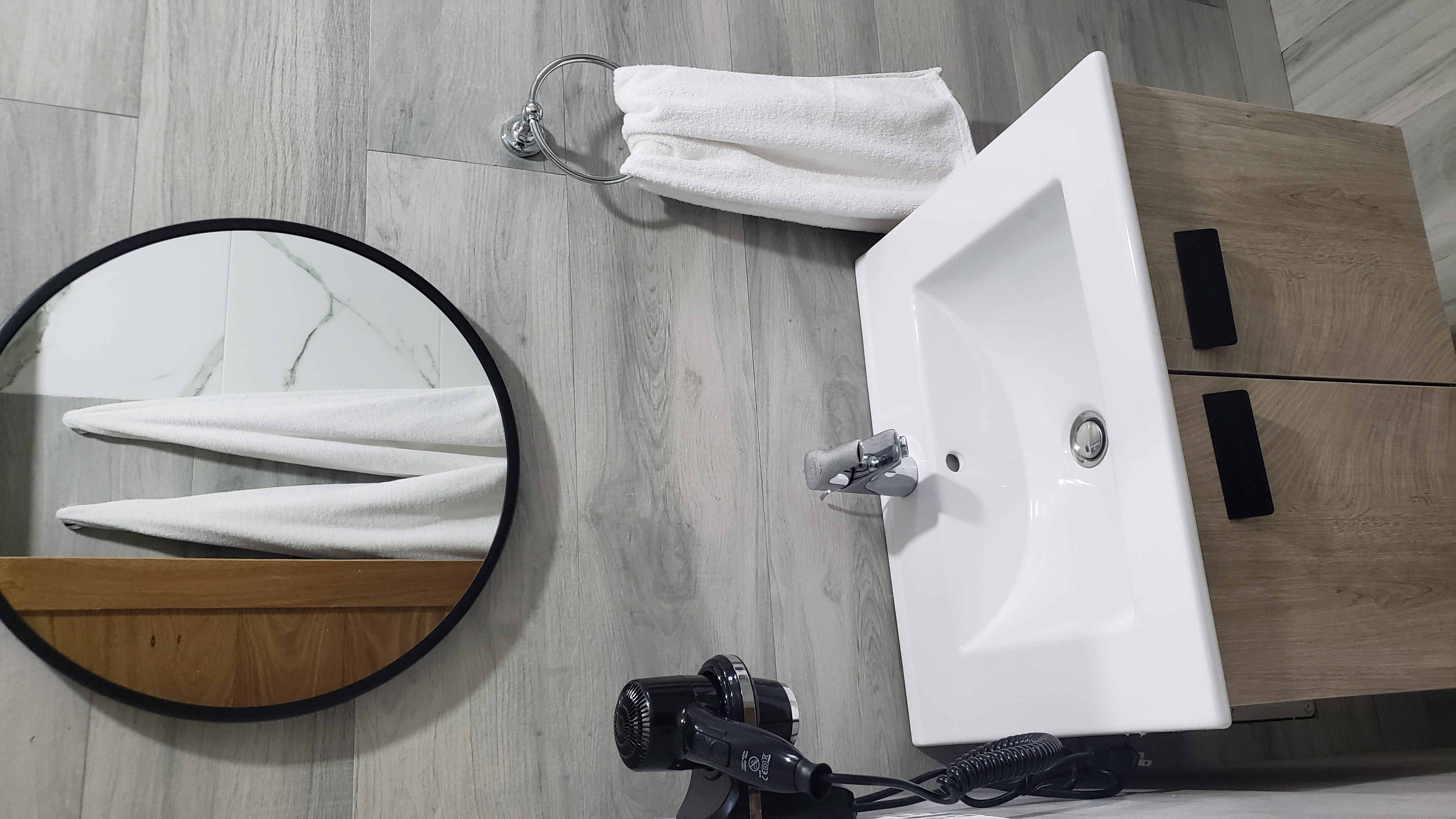 Double Deluxe One Bed