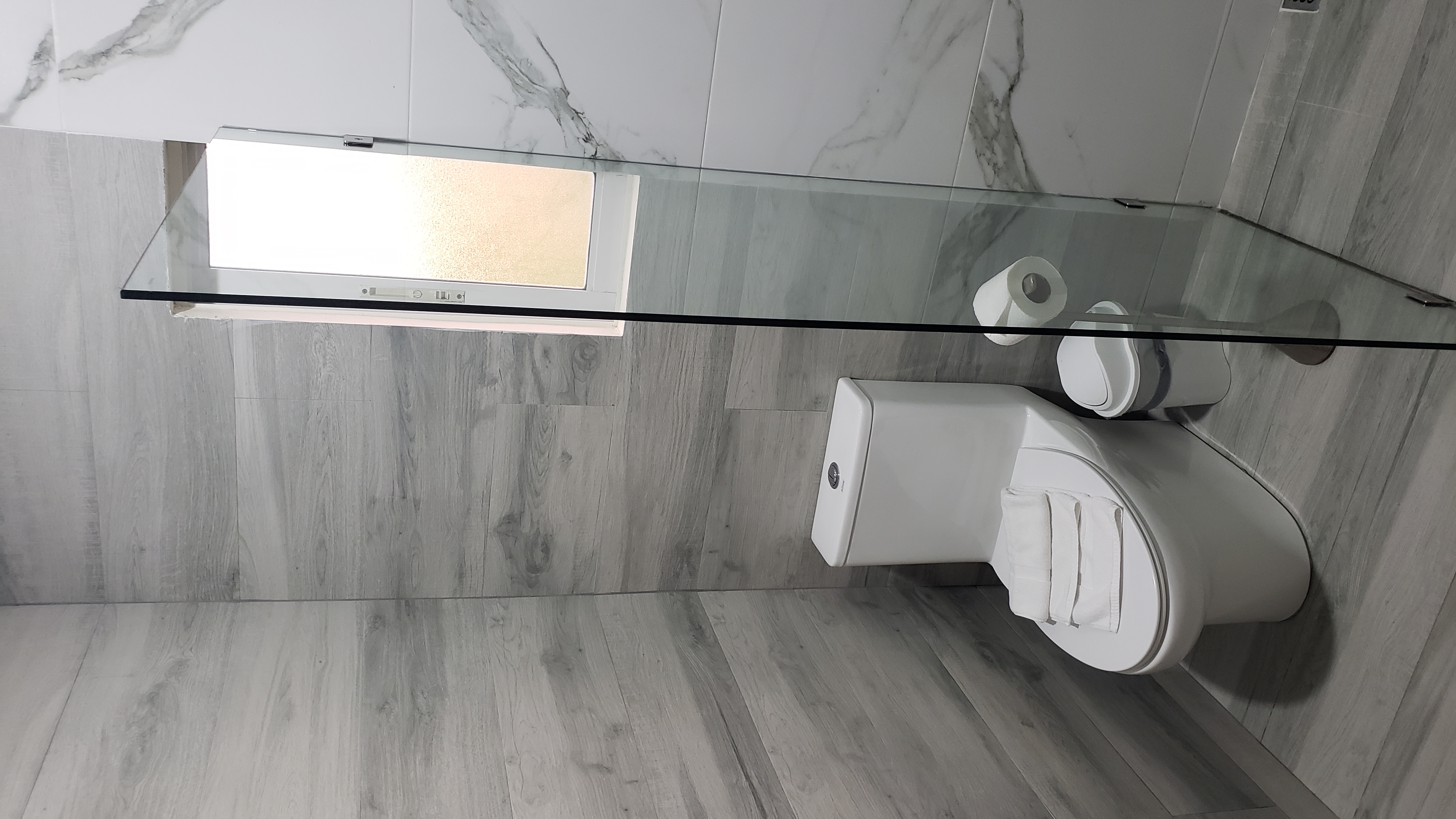 Double Deluxe One Bed