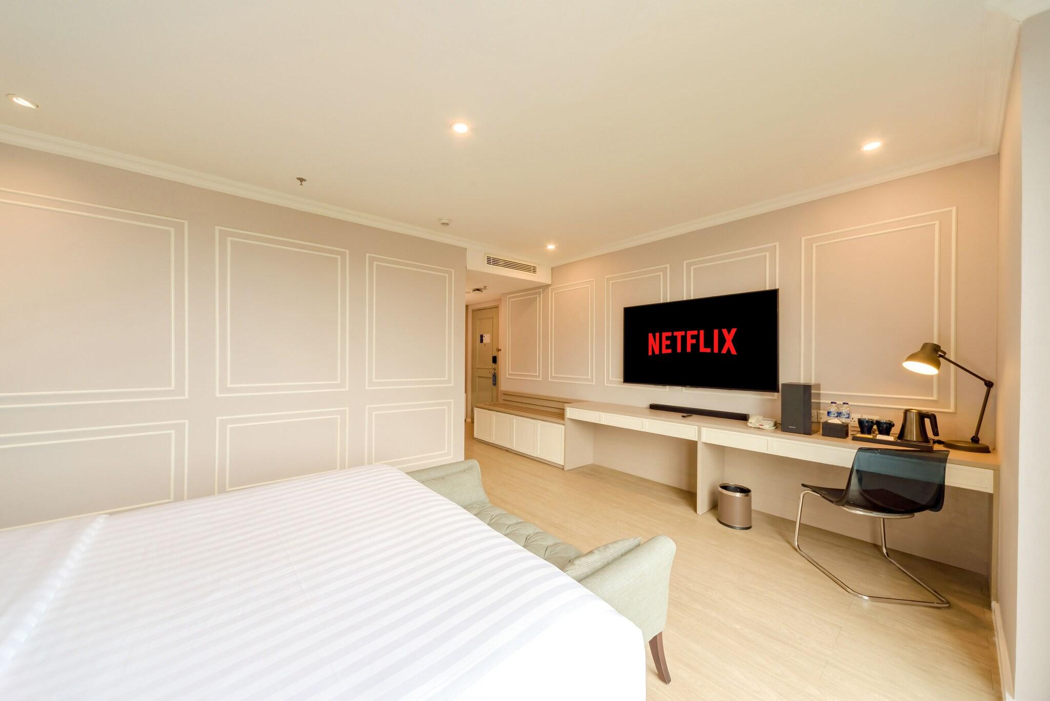 Double King Size Bed