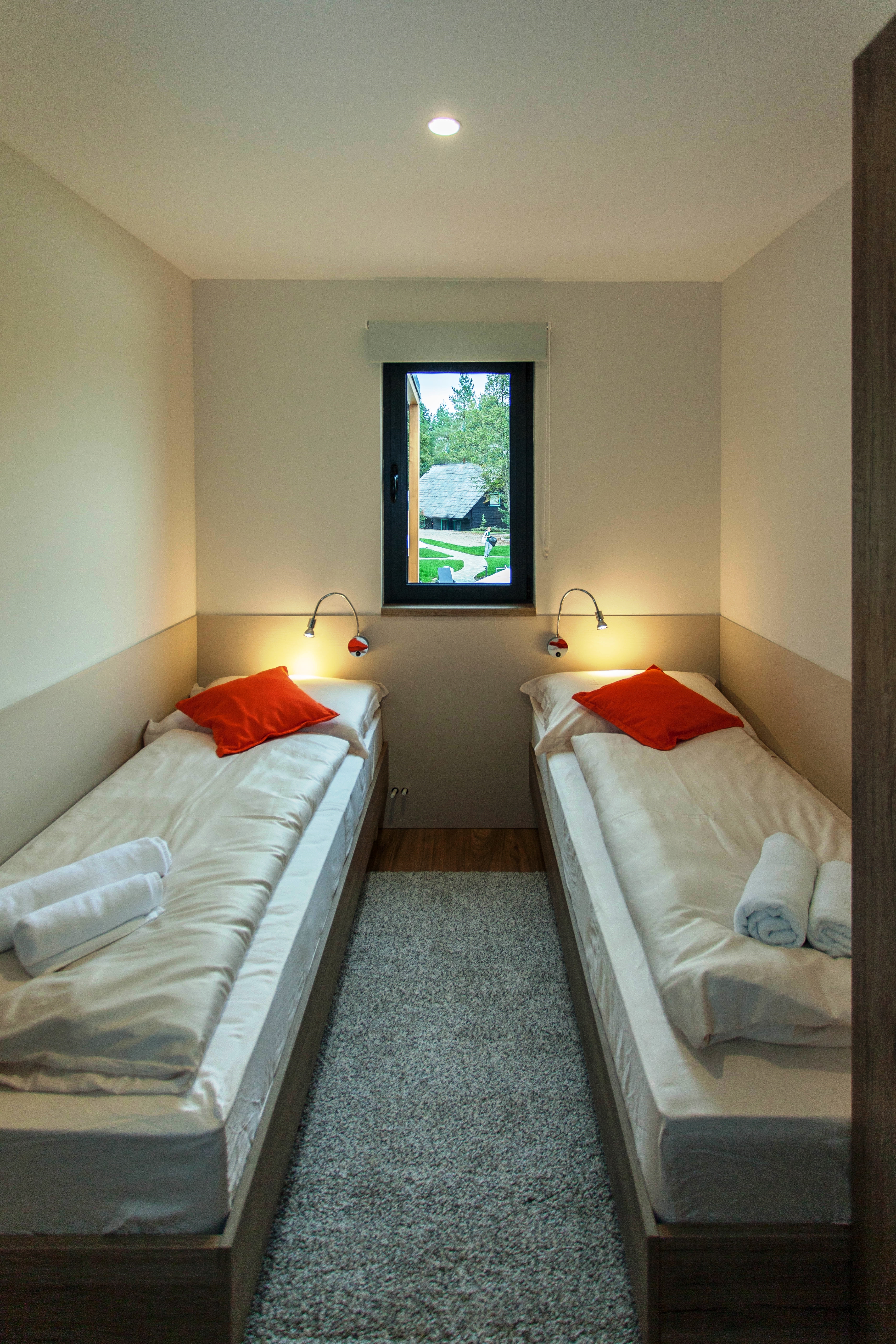 Mobile Home Two Bedrooms Two Bathrooms