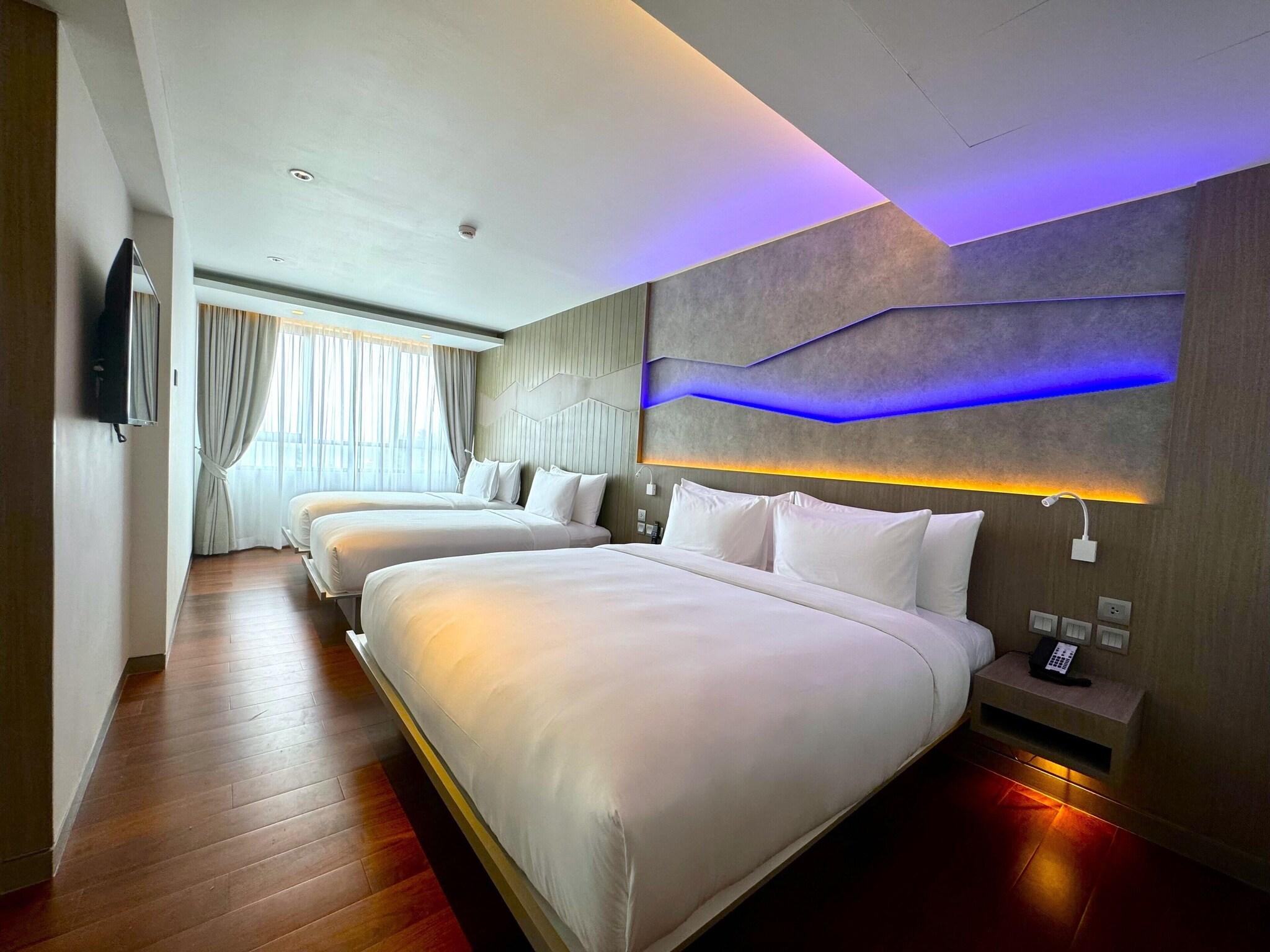 Family Room King Size Bed