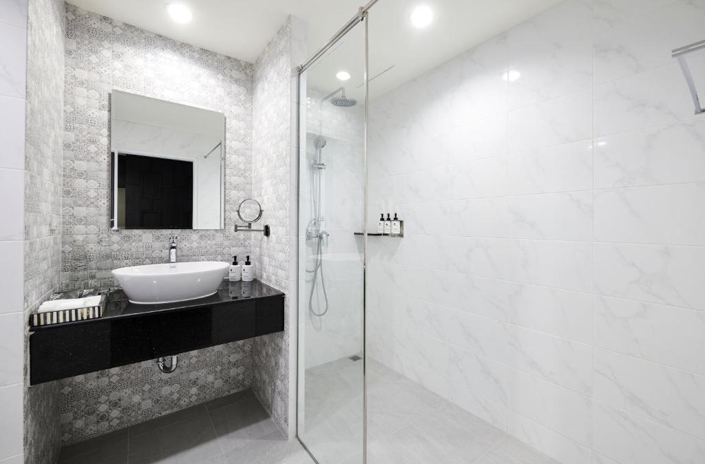 Double or Twin Premium