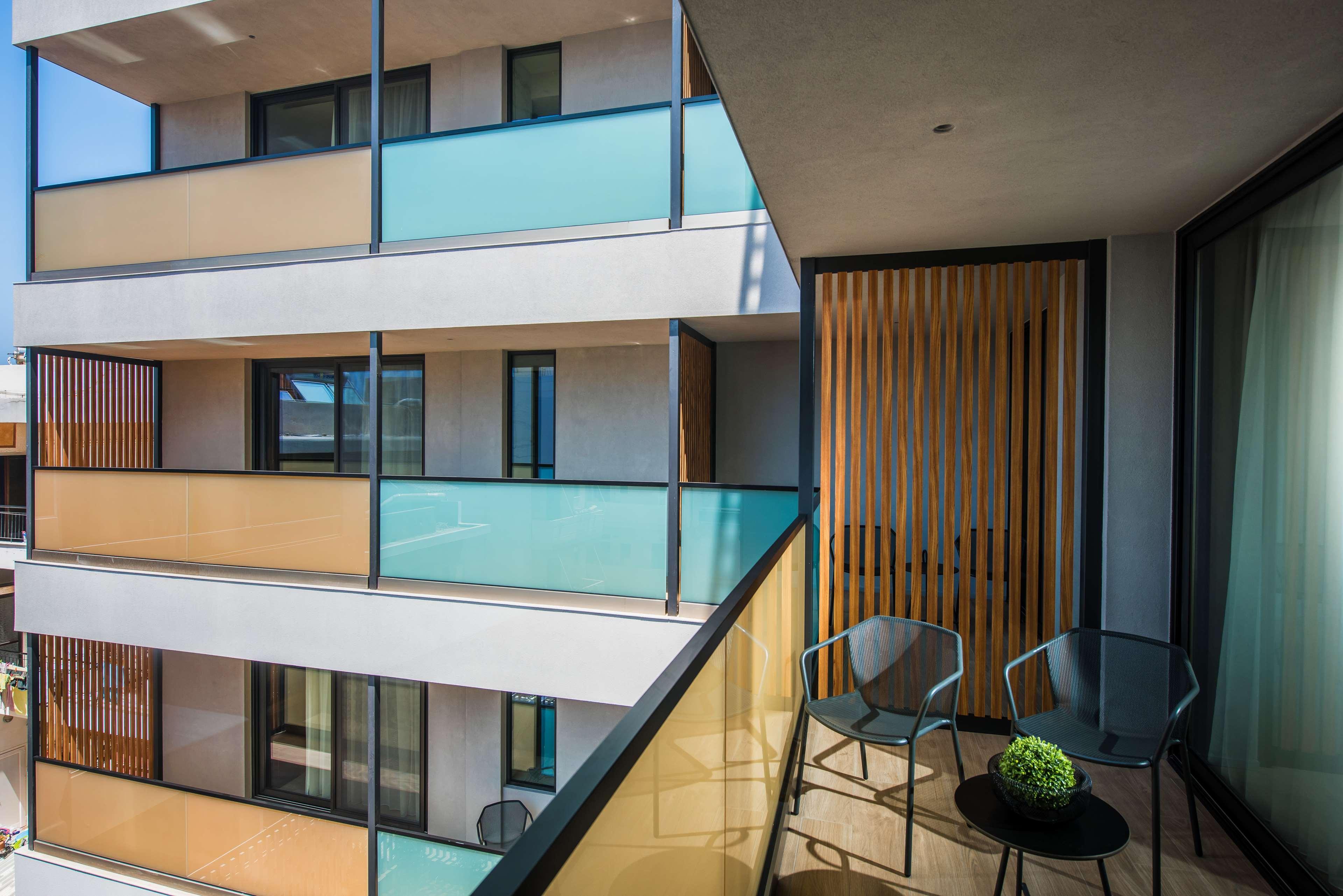 Junior Suite King Size Bed