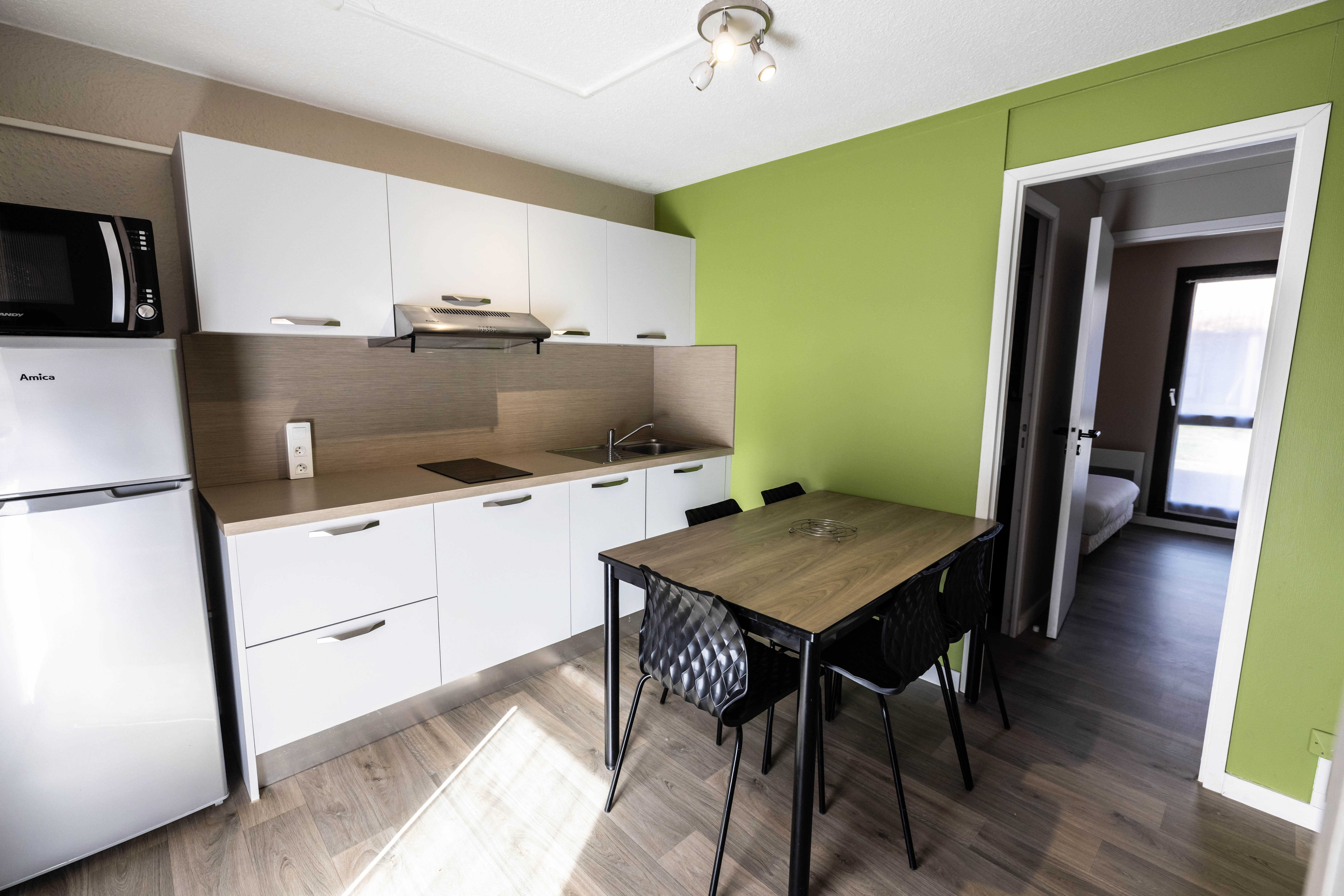 Apartment Capacity 6 Three Bedroom