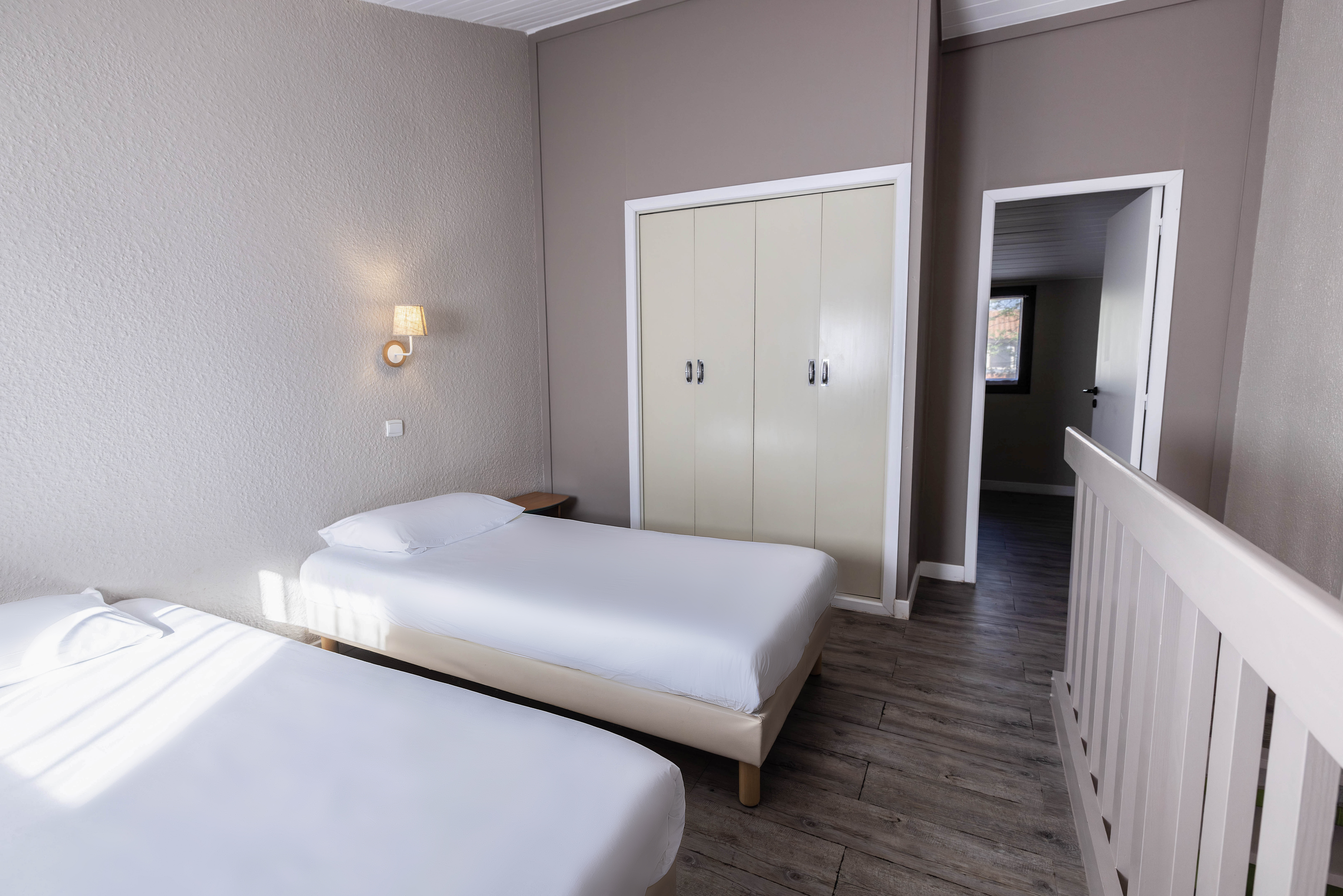 Apartment Capacity 6 Three Bedroom