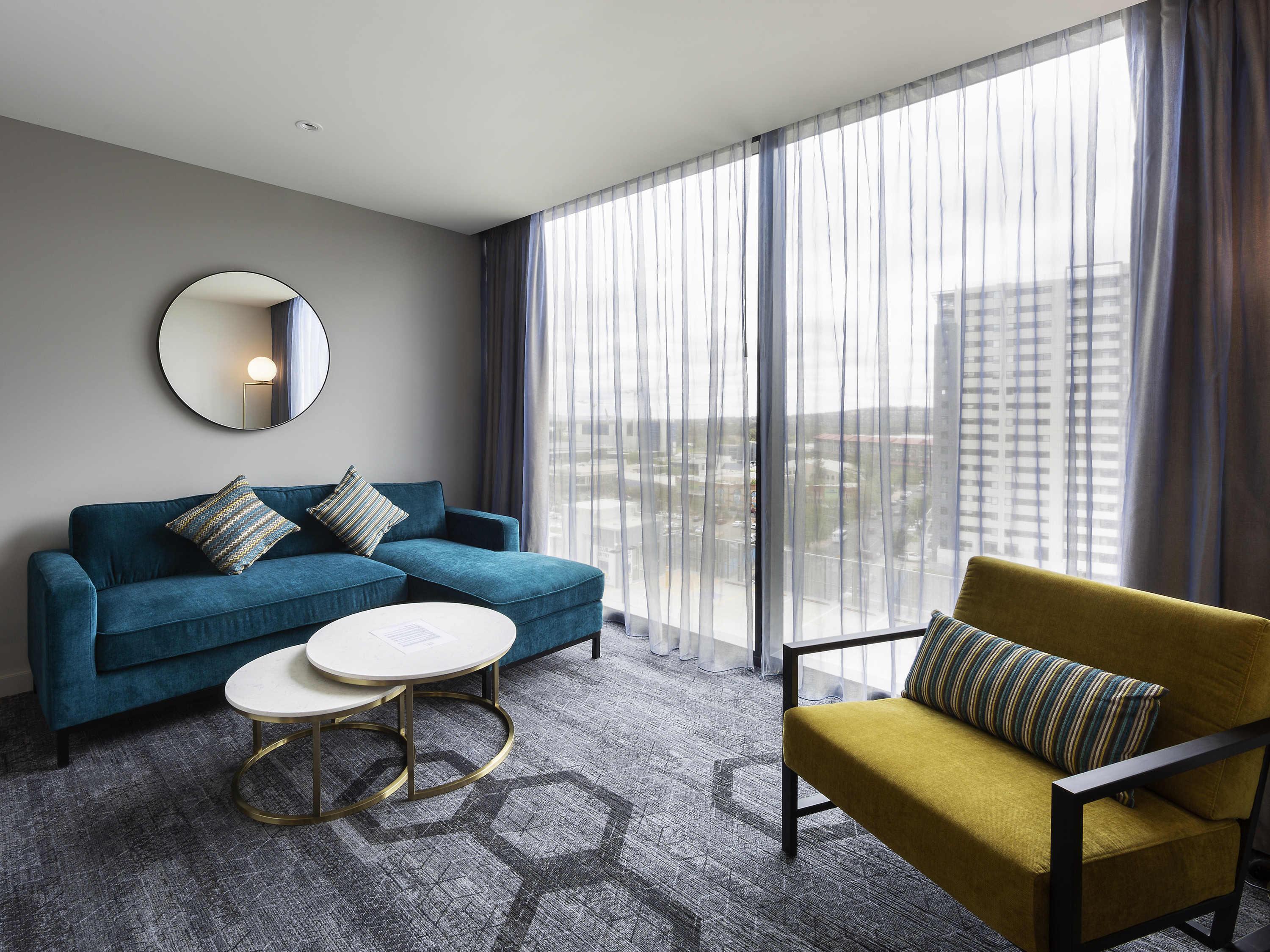 Studio Executive King Bed