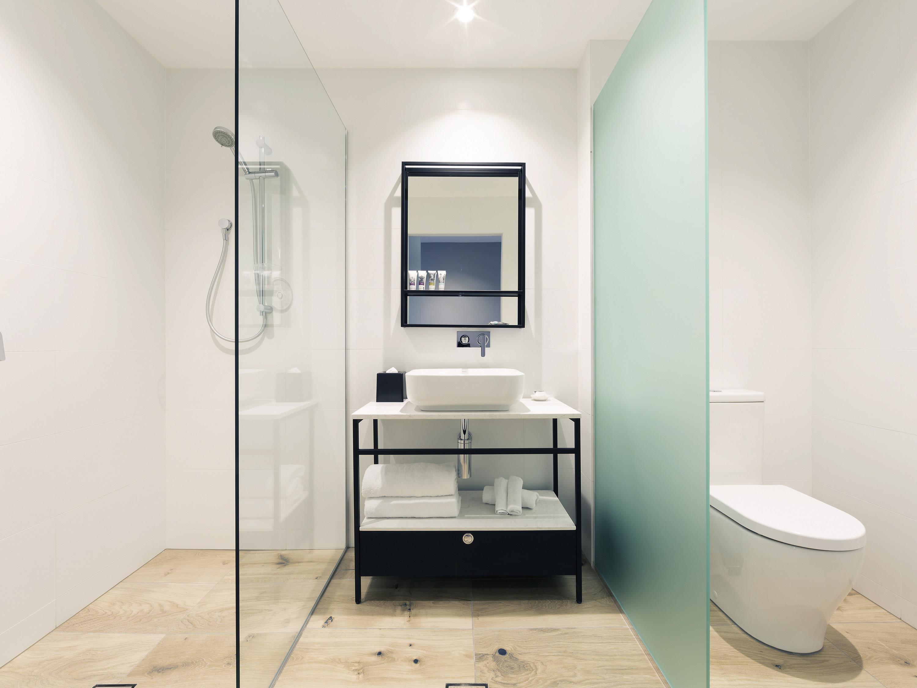 Room Superior Queen Bed