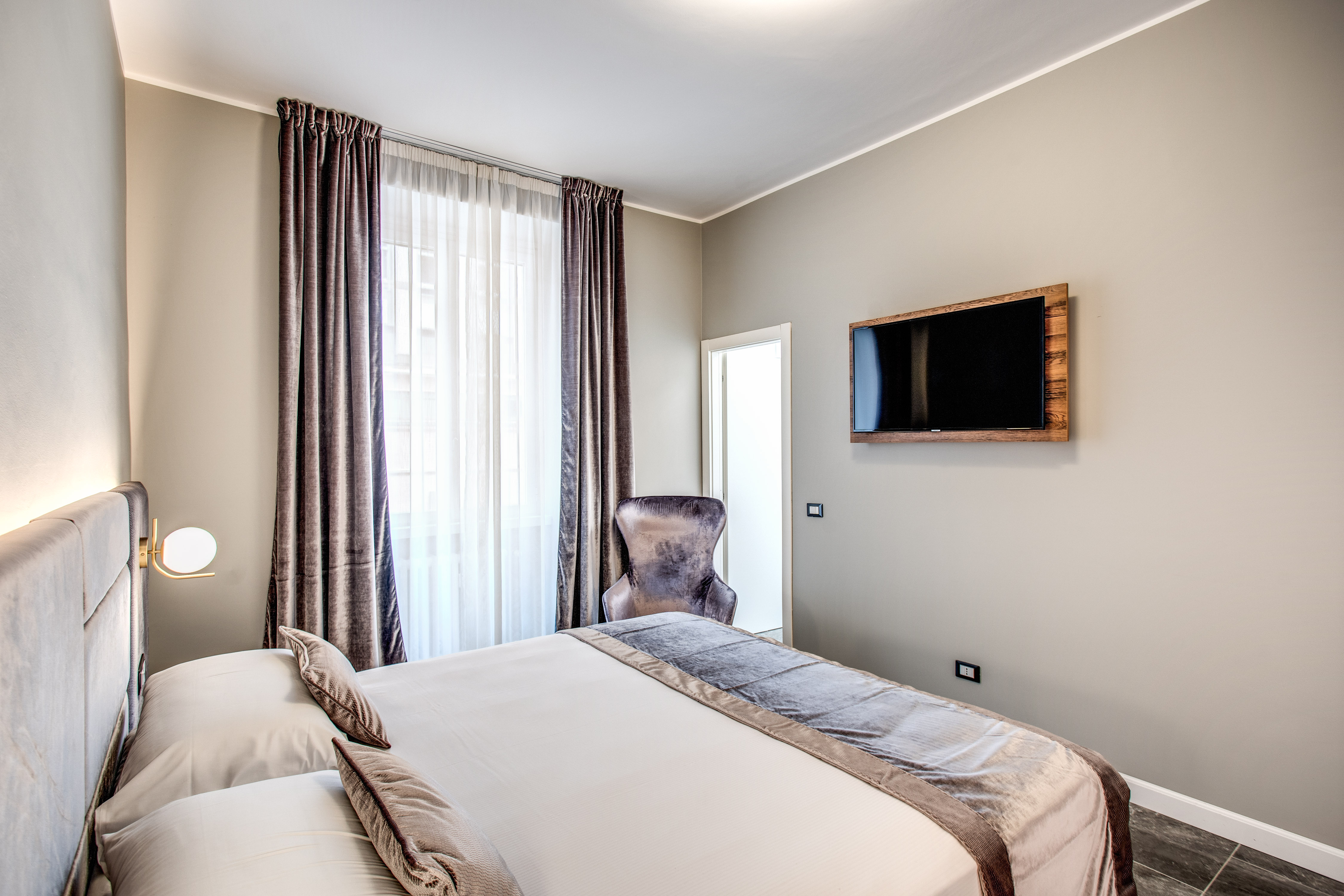 Double or Twin Superior