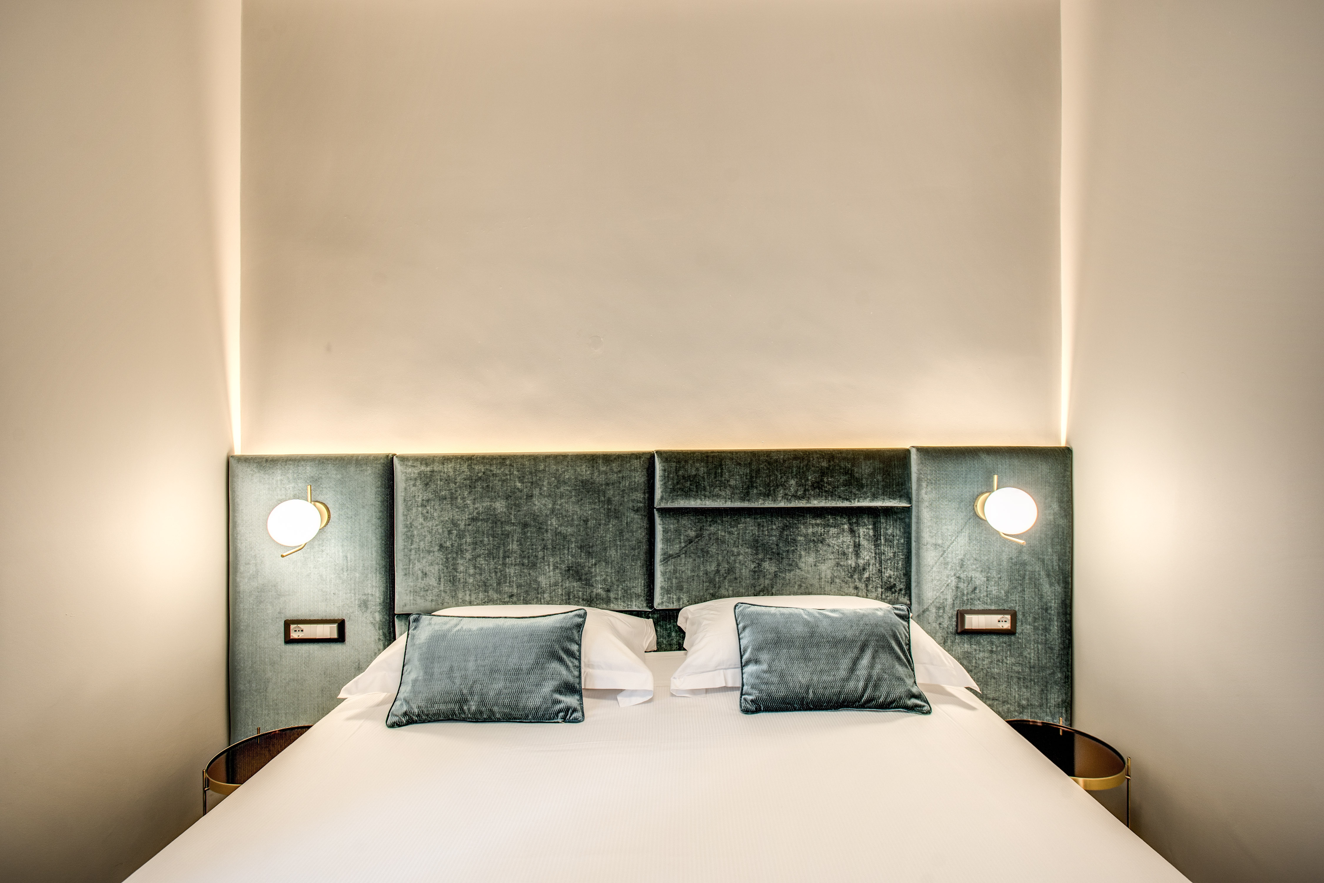 Double or Twin Standard