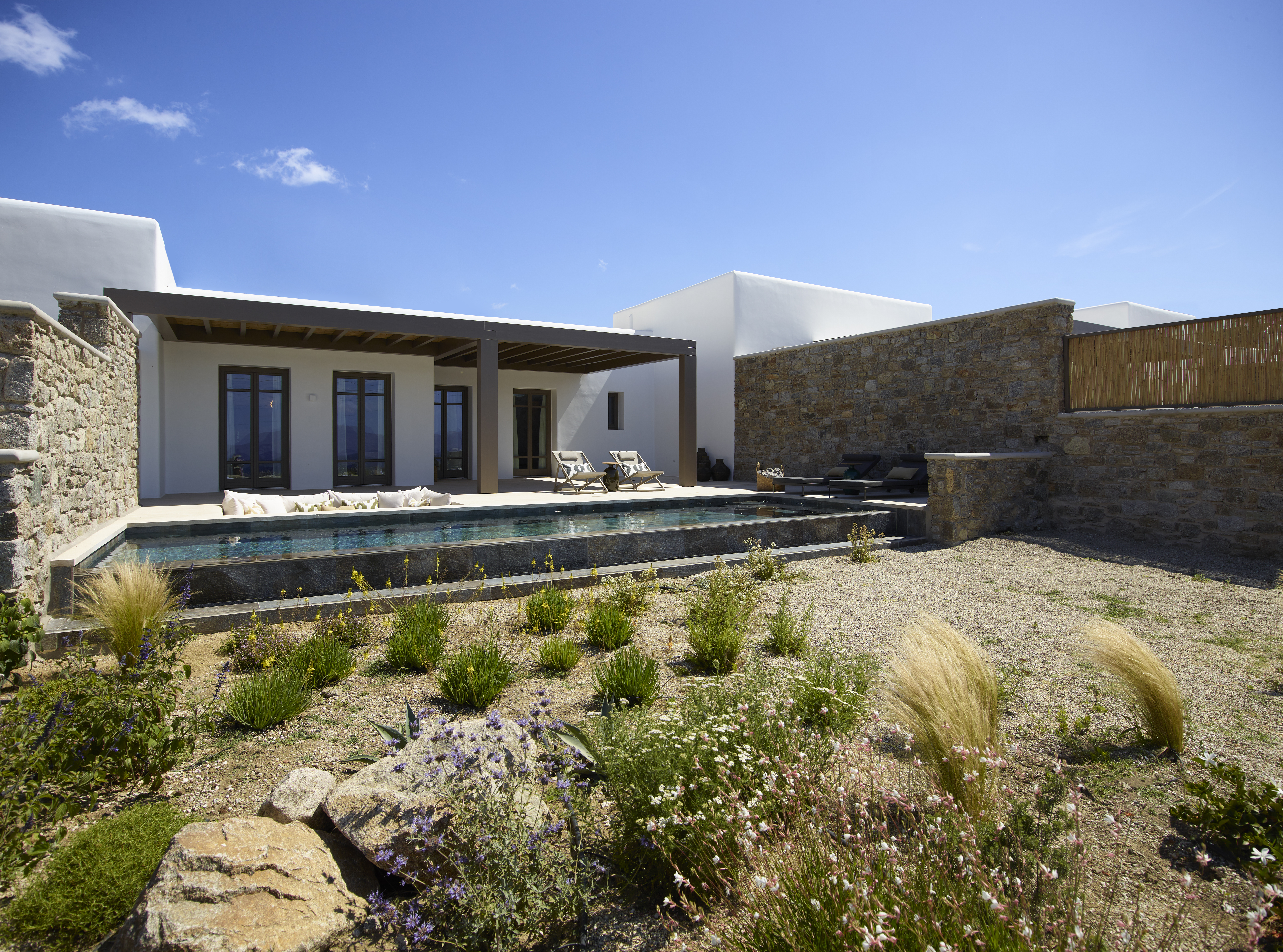 Villa Two Bedrooms Two Bathrooms