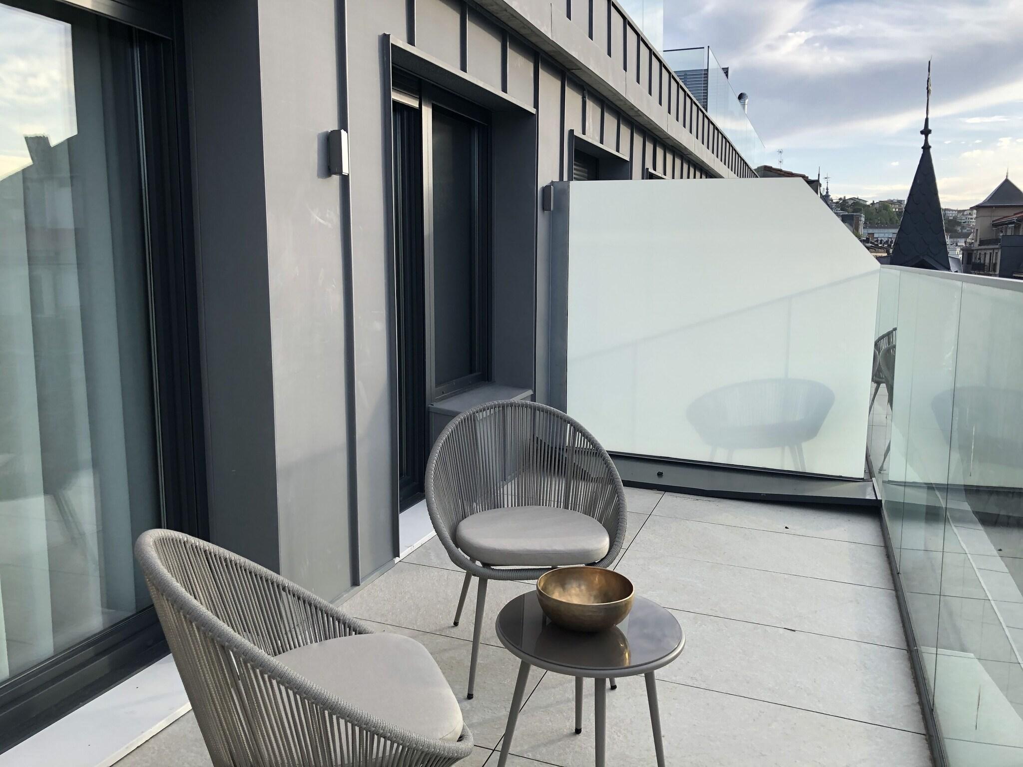 Double Single Superior