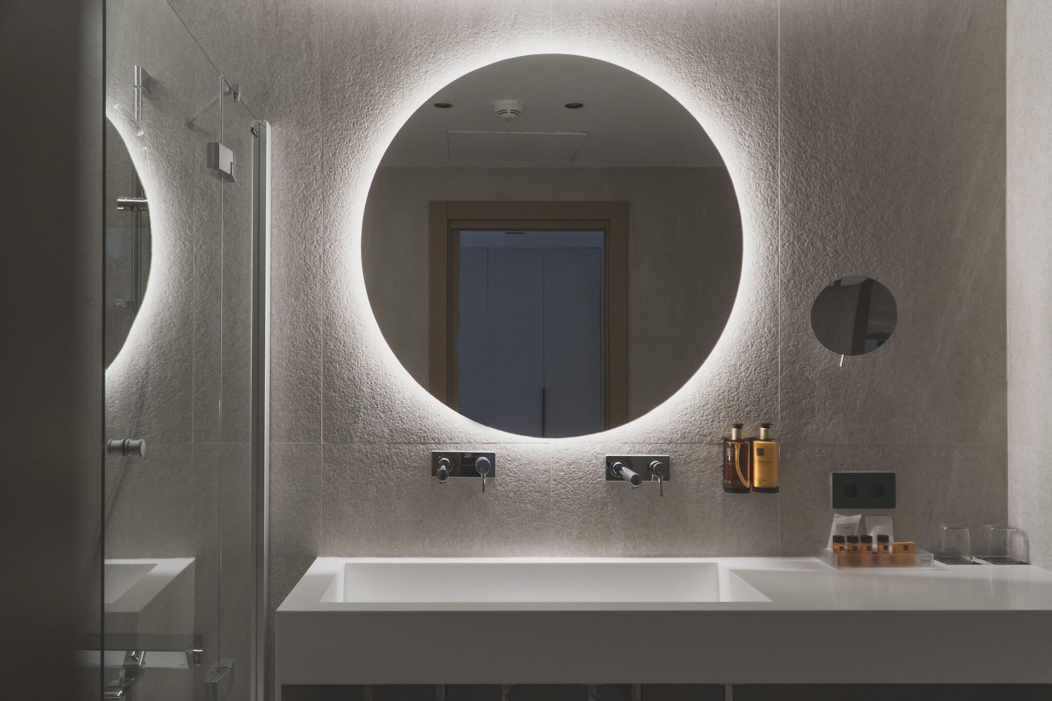 Double Single Superior