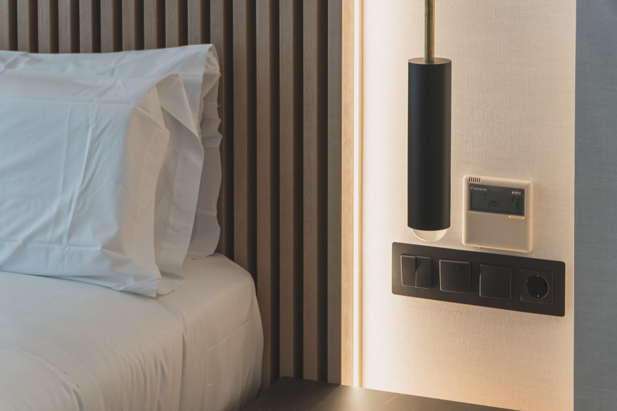 Double Single Superior