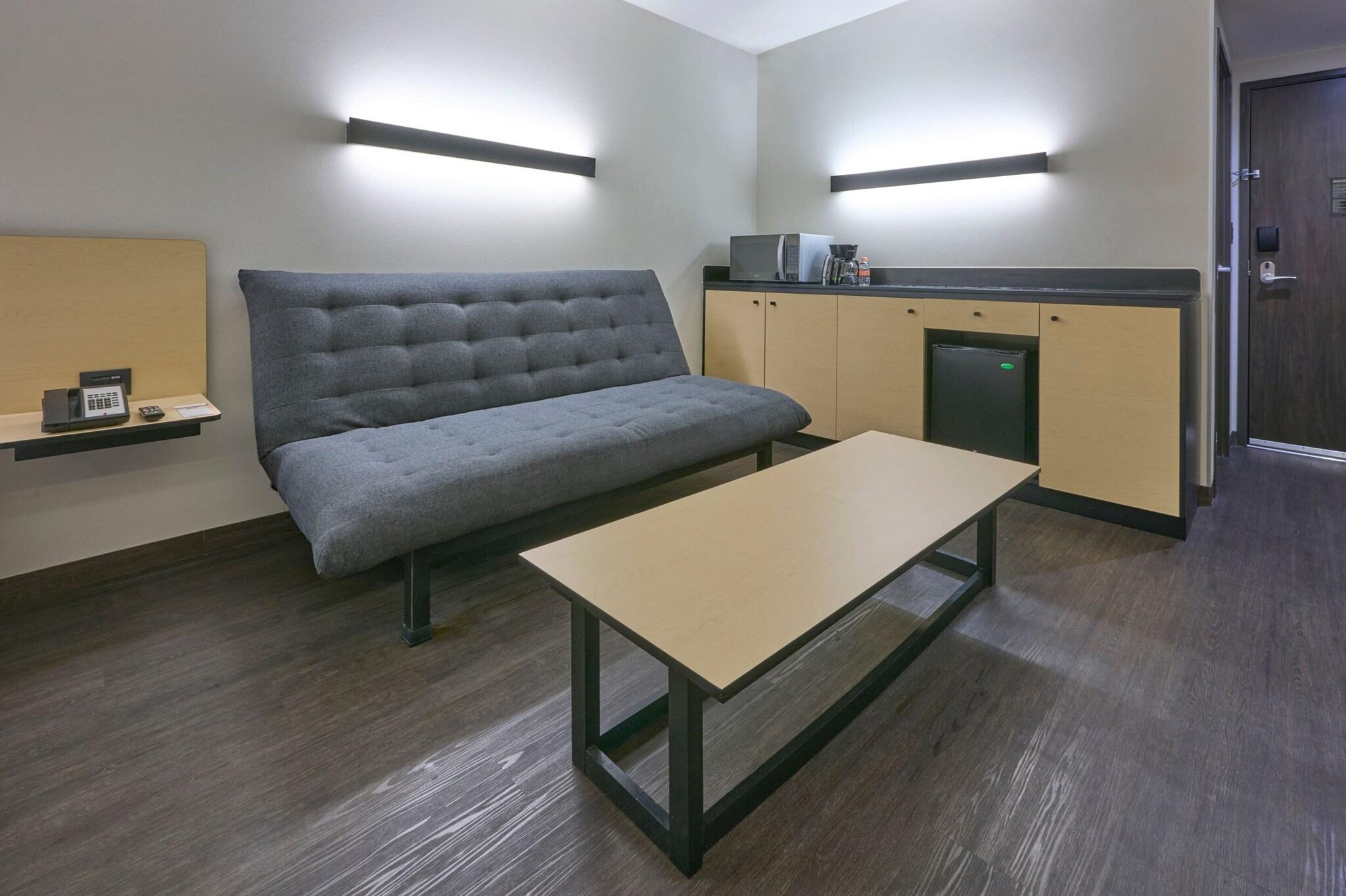 Double or Twin Superior King Bed