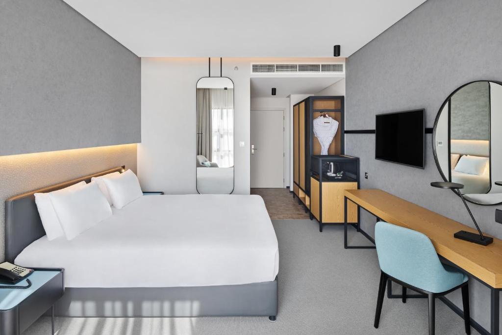 Double or Twin Standard