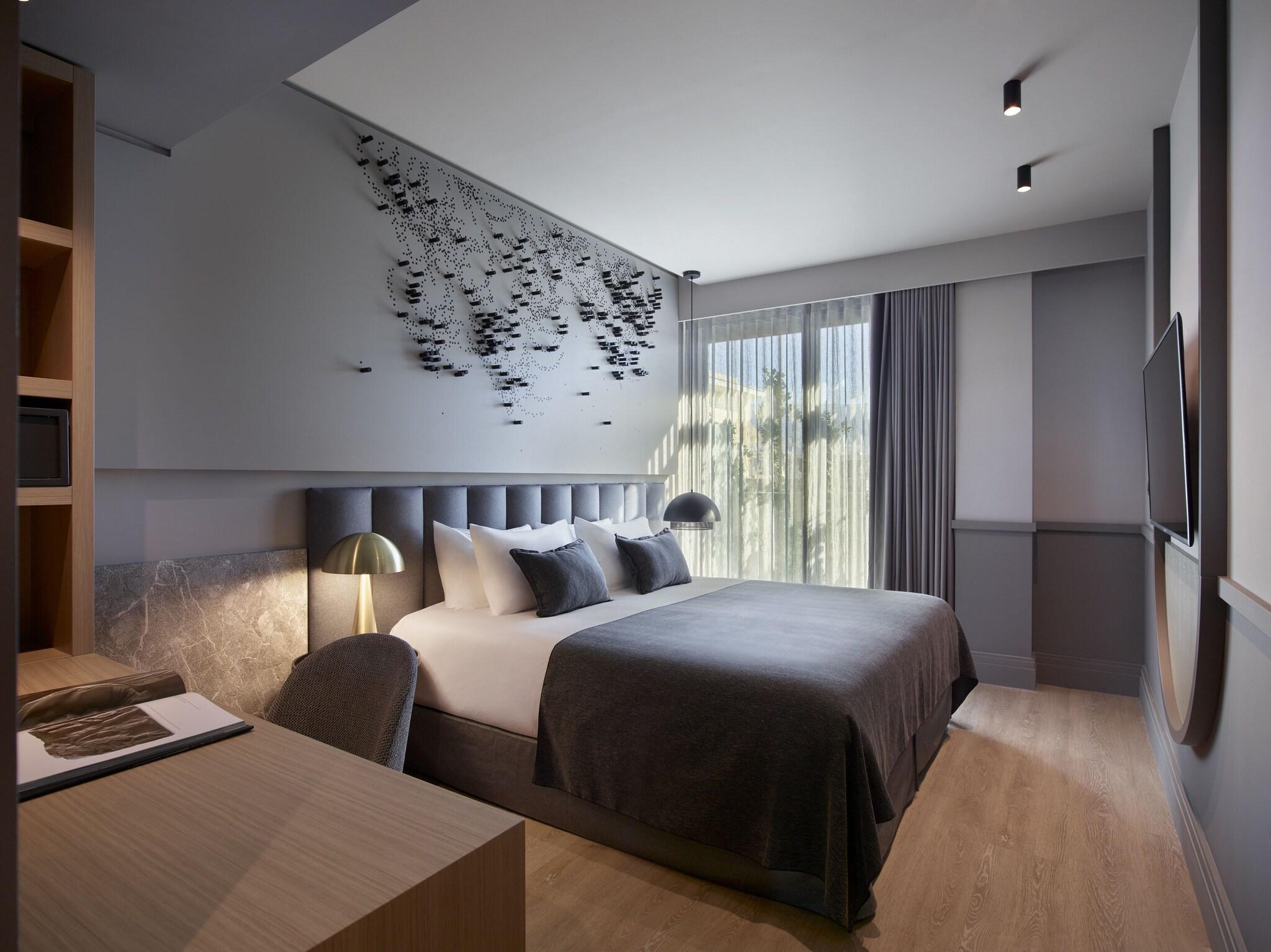 Double Superior King Bed