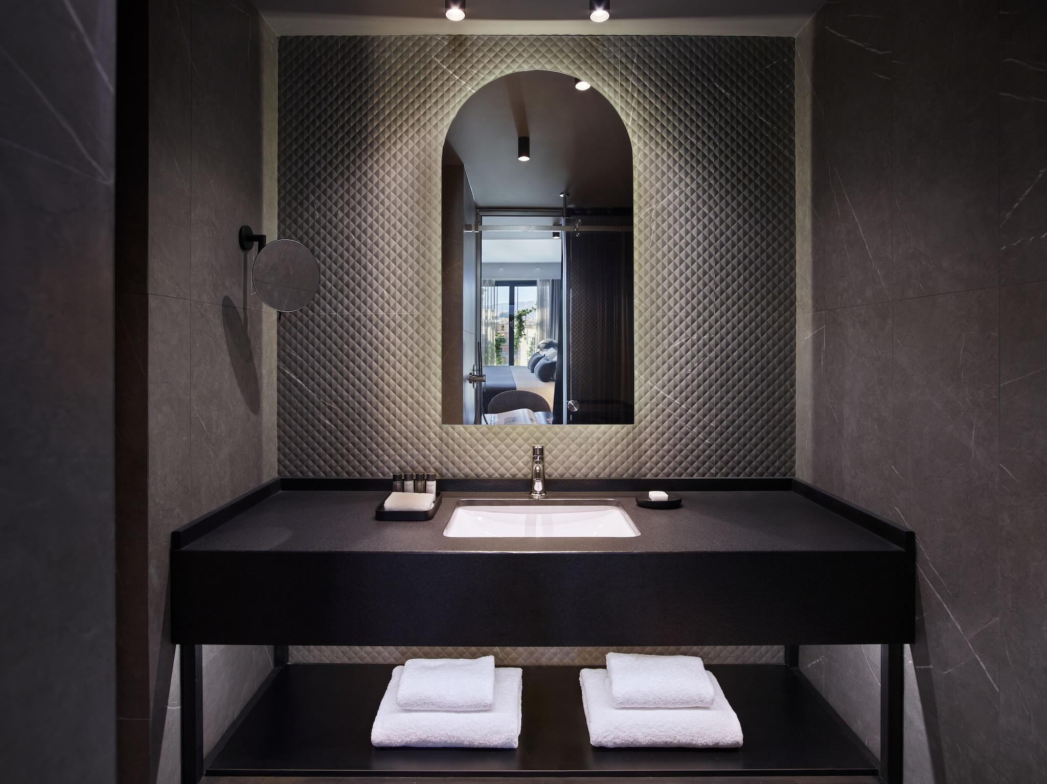 Double Superior King Bed