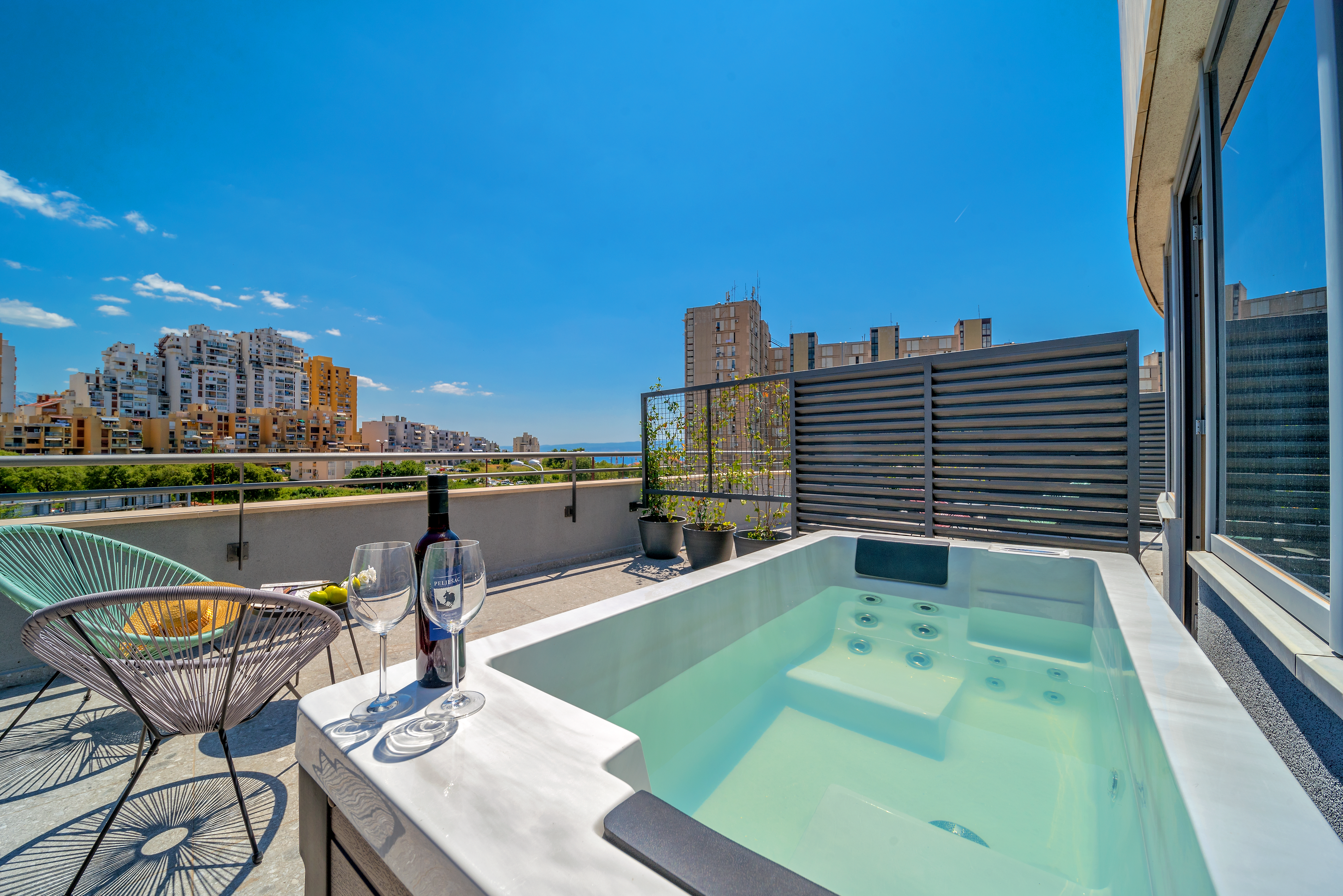 Double Deluxe with Jacuzzi