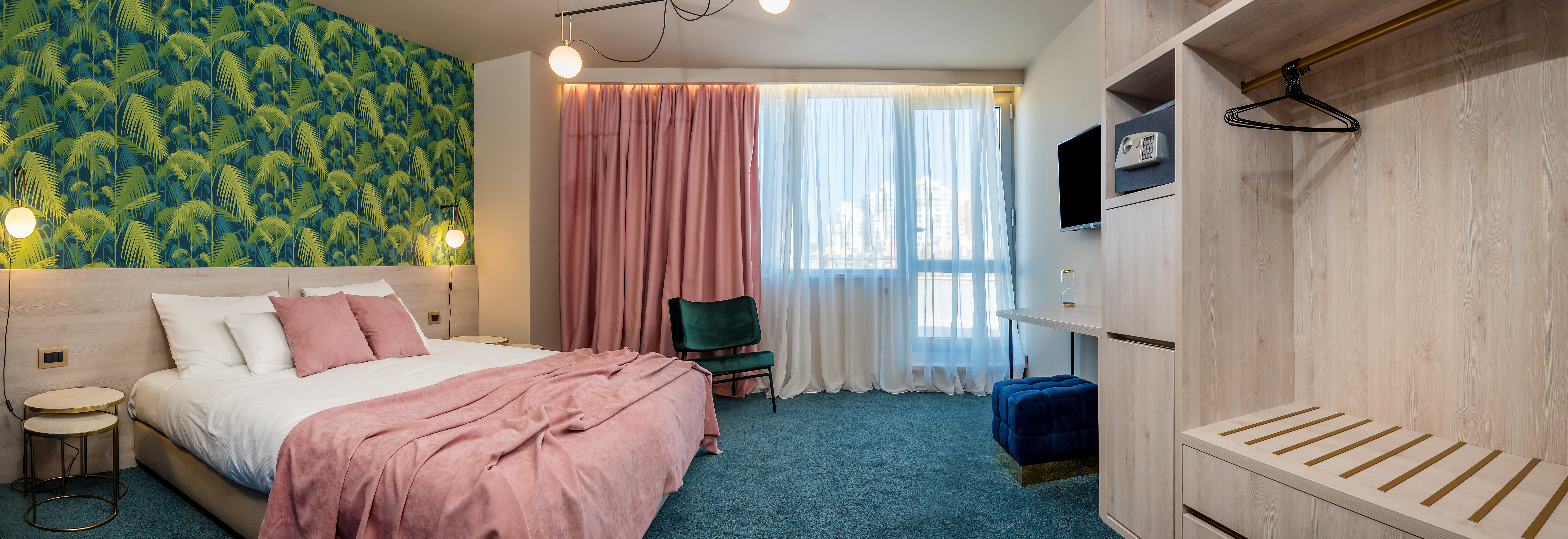 Double Deluxe with Jacuzzi