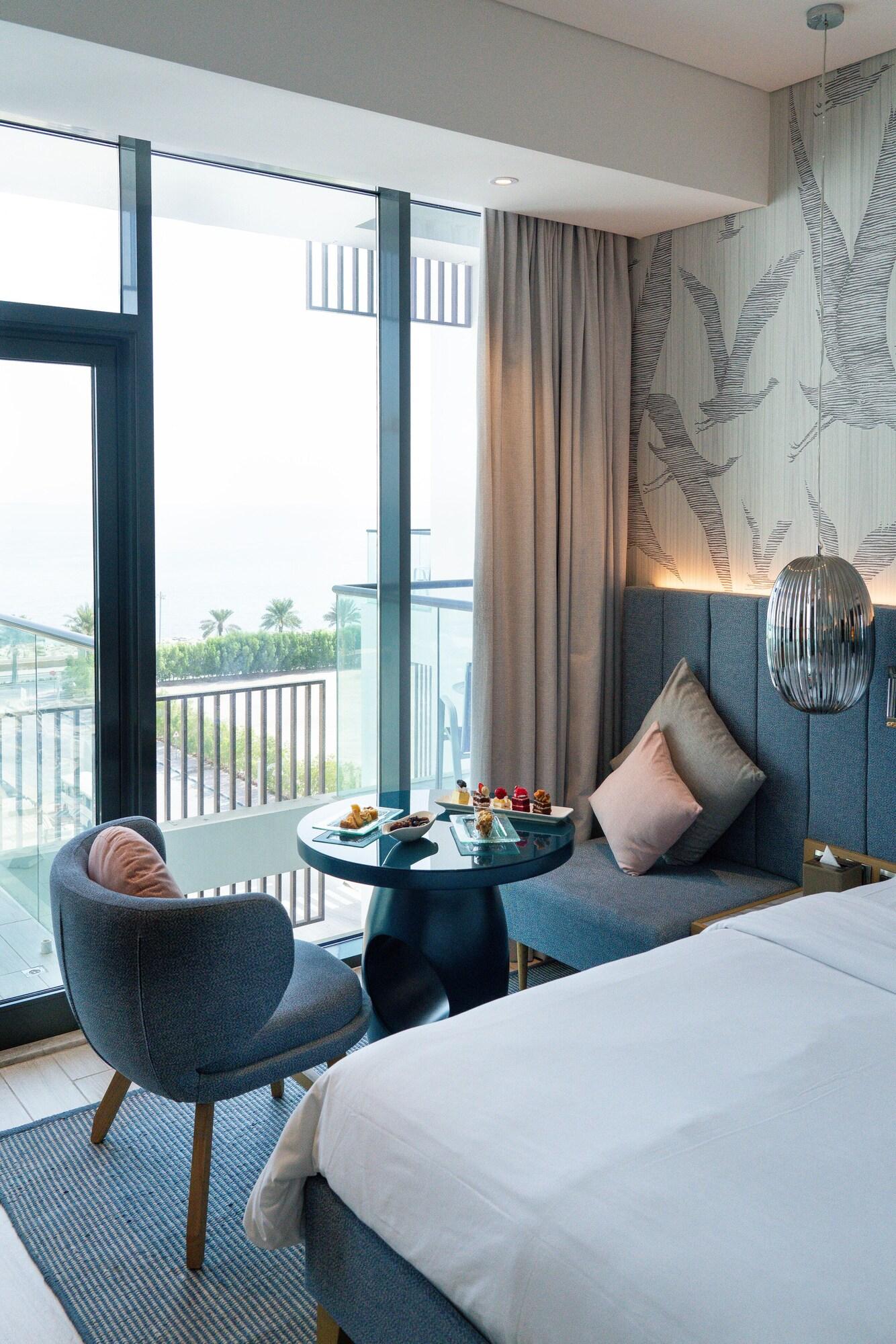 Double Deluxe Queen Bed