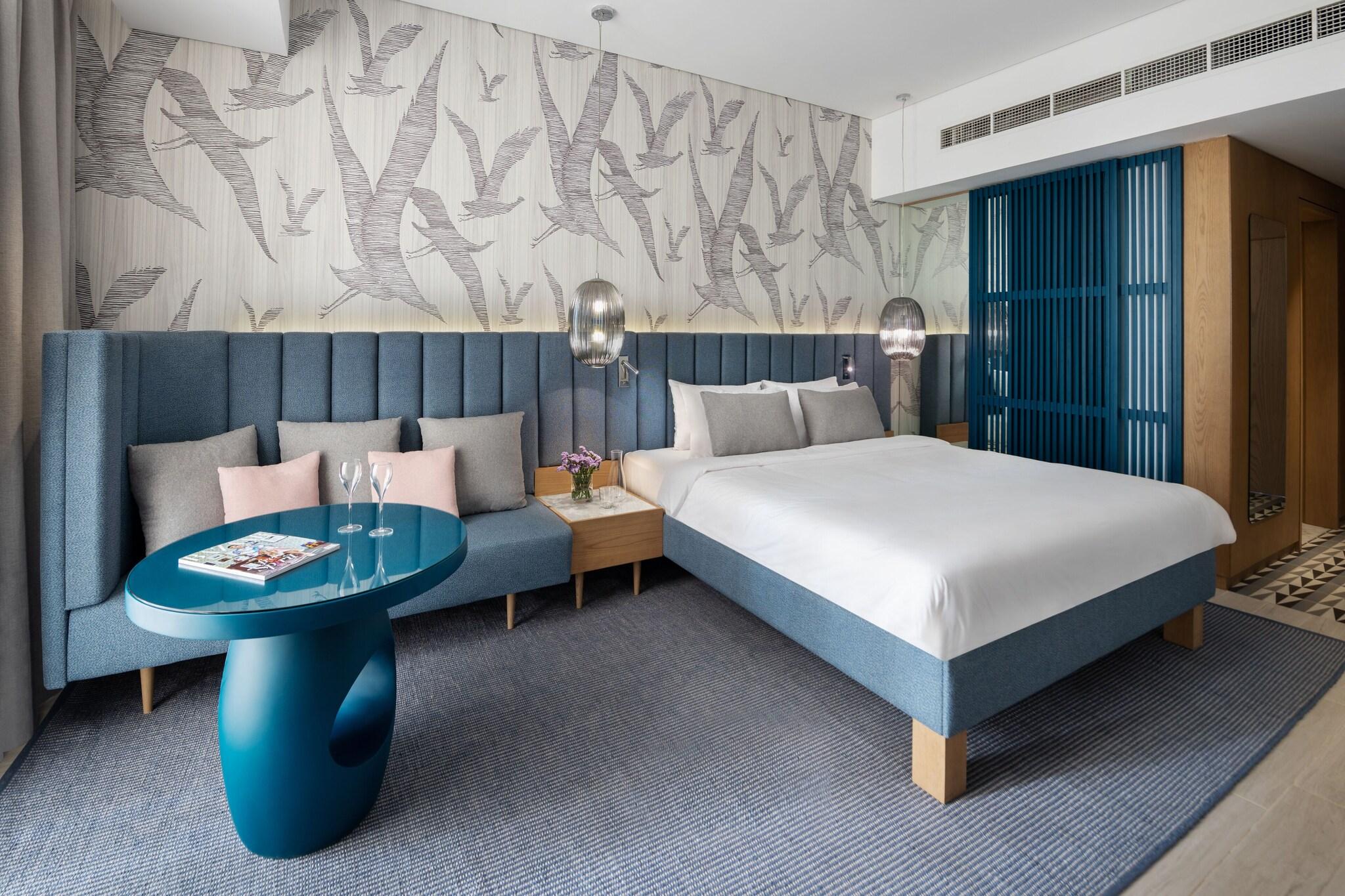 Double Superior Queen Bed