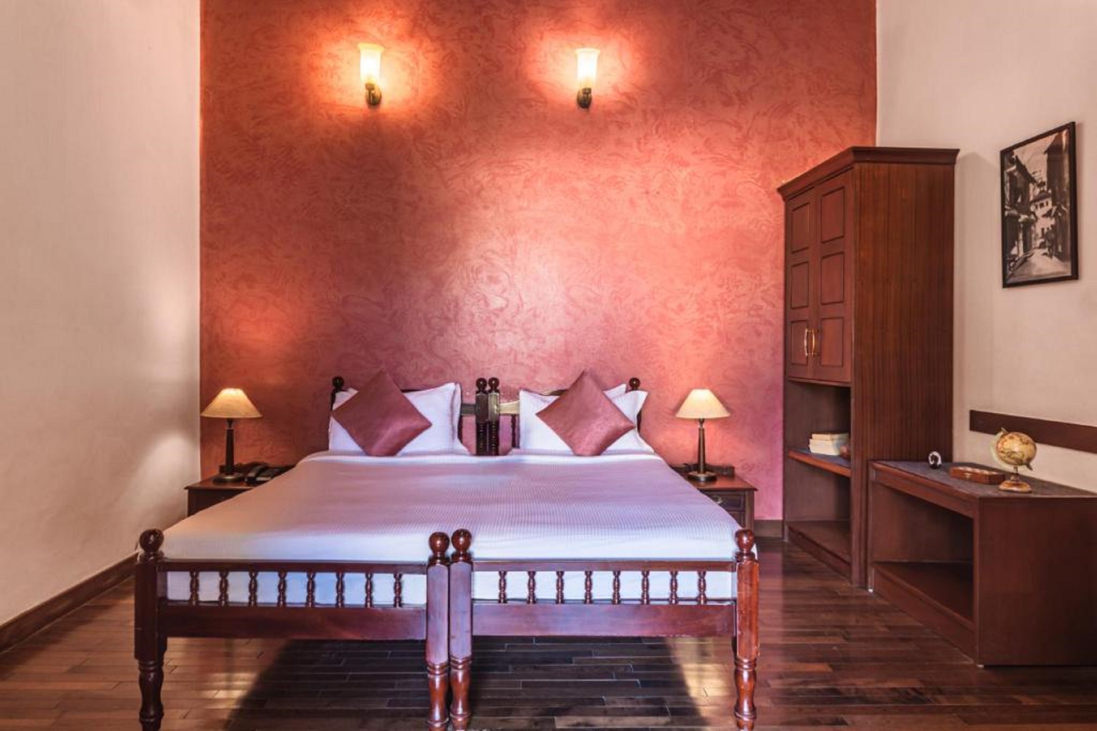 Double or Twin One Bedroom