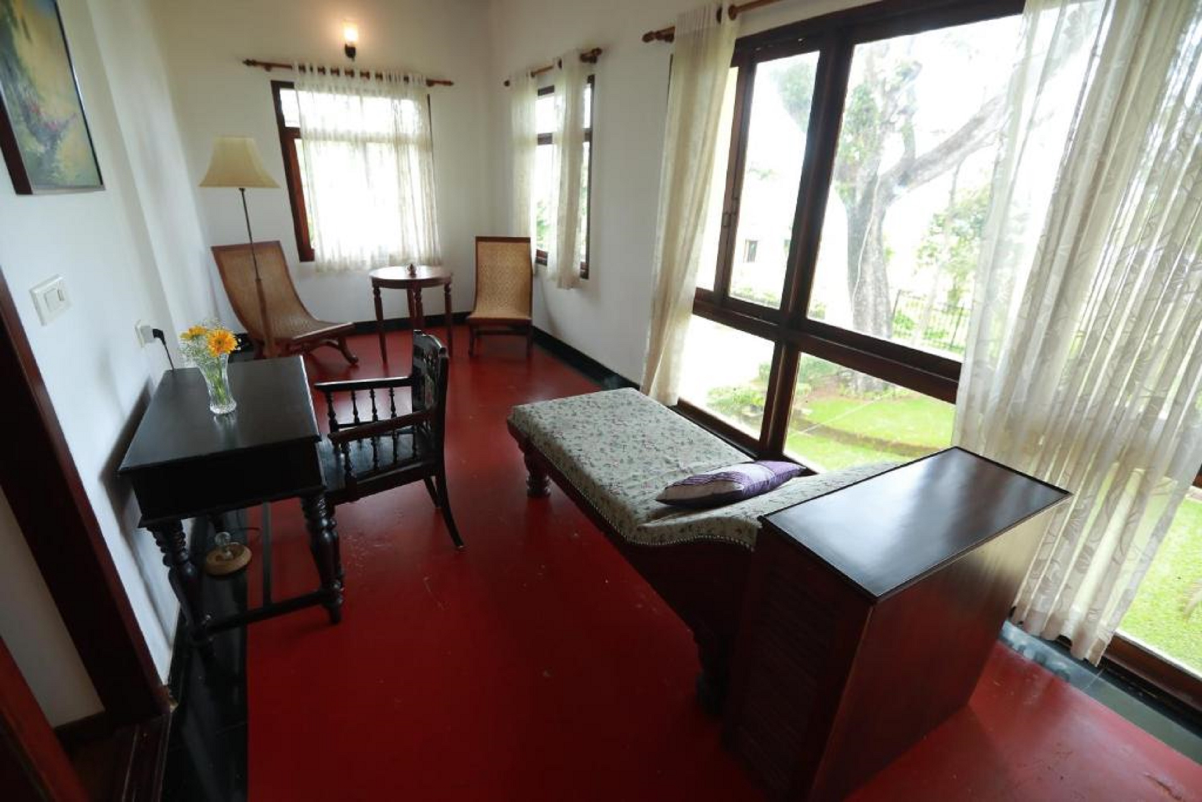 Double or Twin Classic One Bedroom