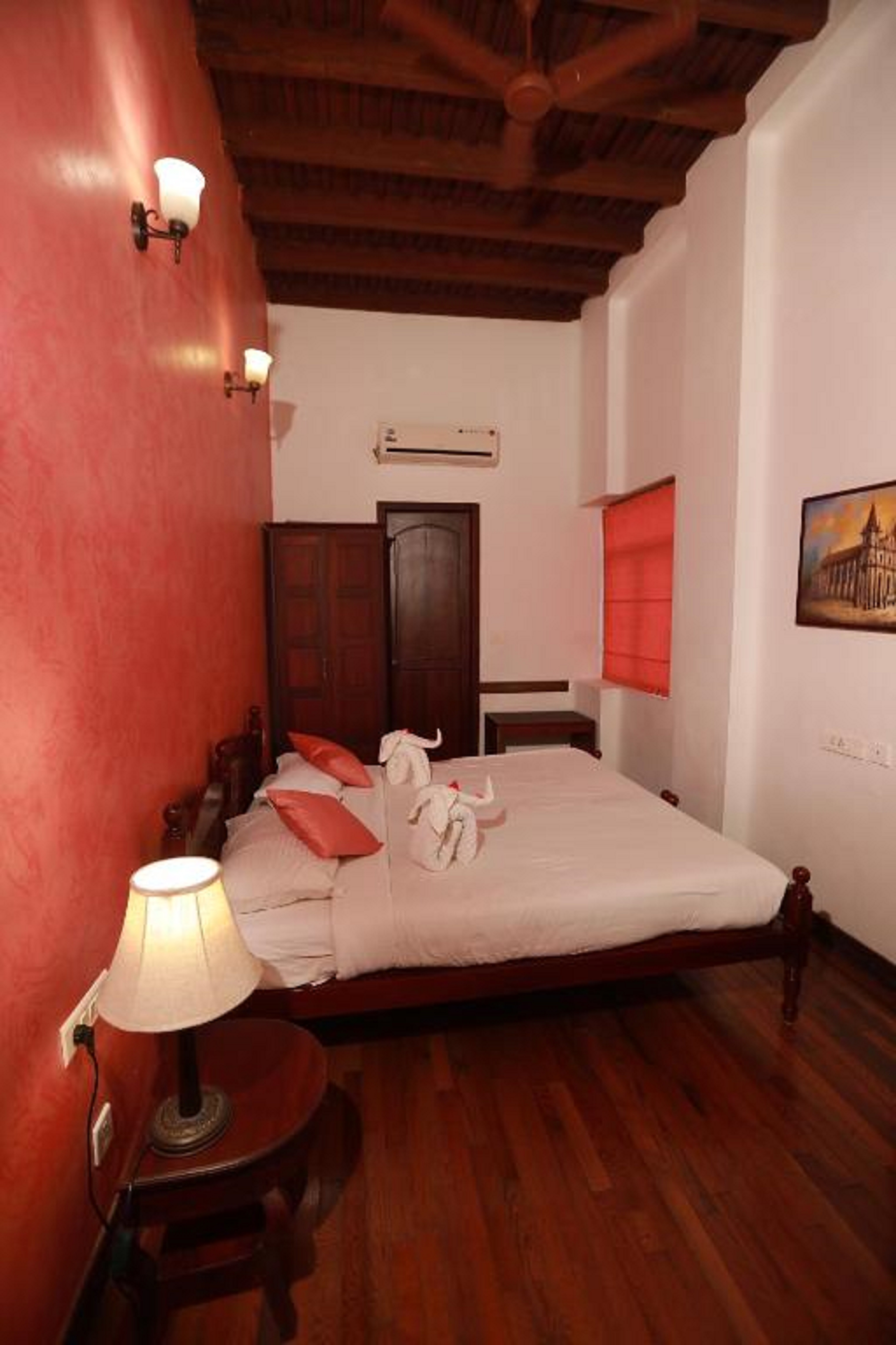 Double or Twin One Bedroom One Bathroom