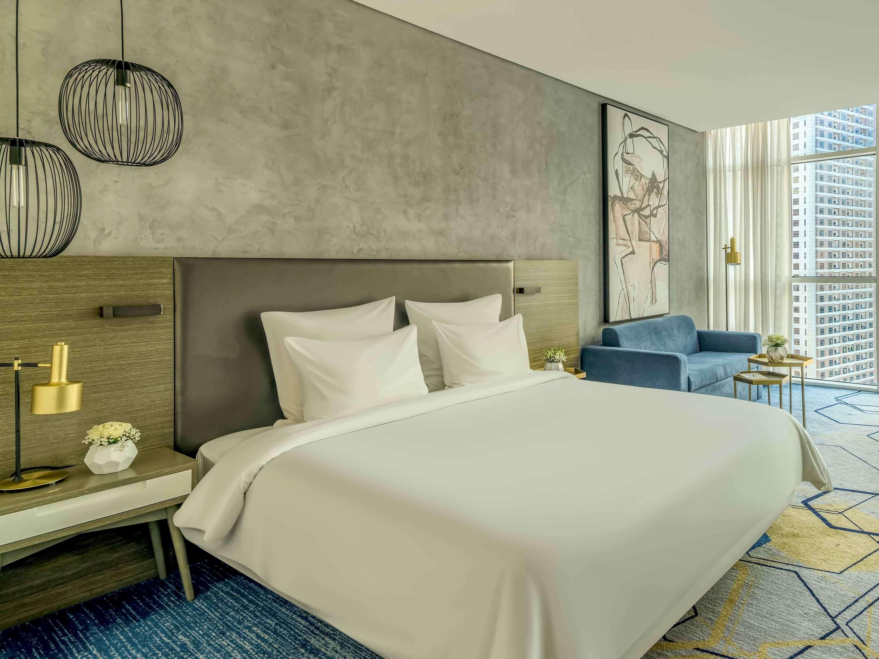 Twin Superior City View