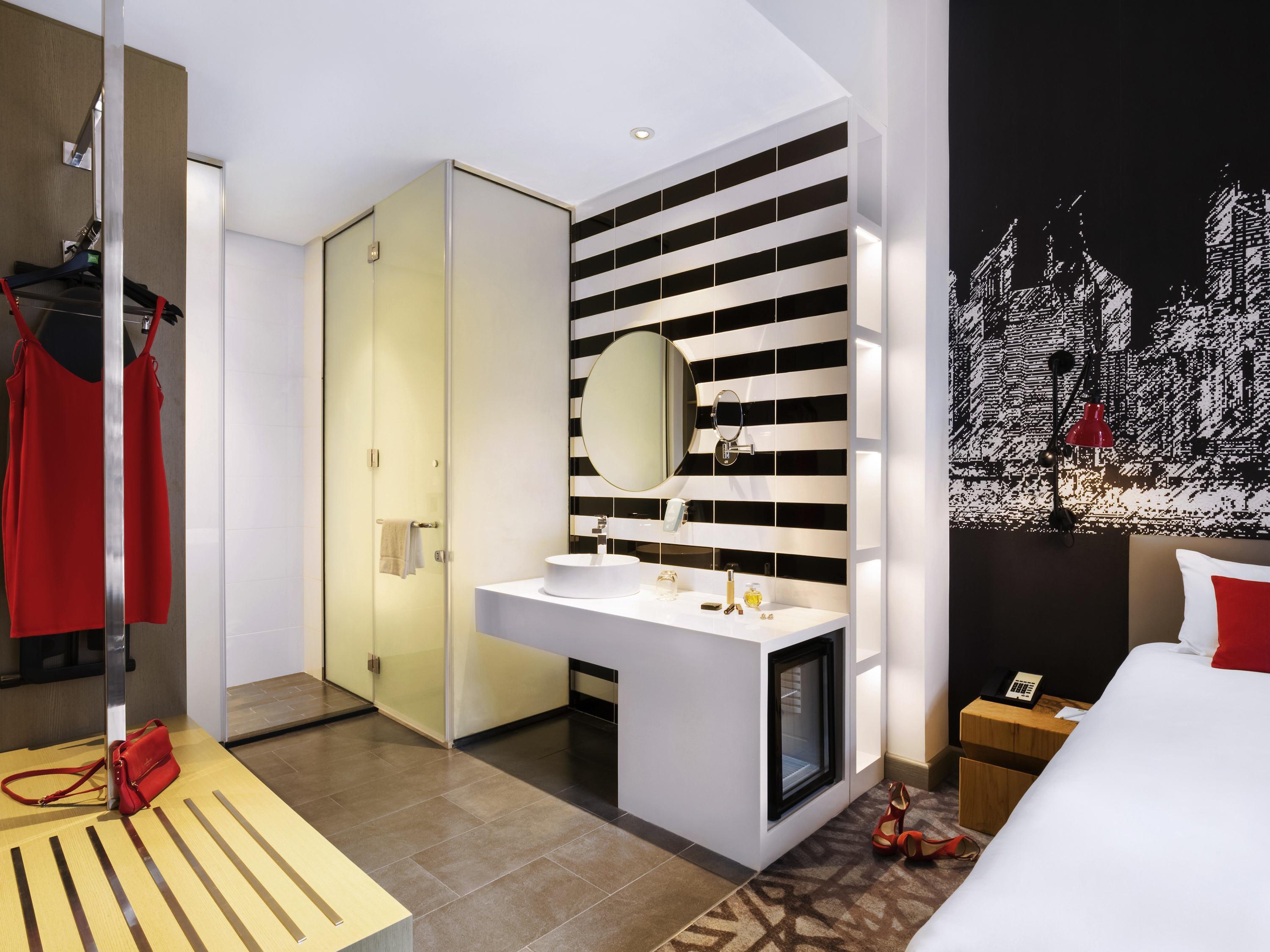 Double King Size Bed