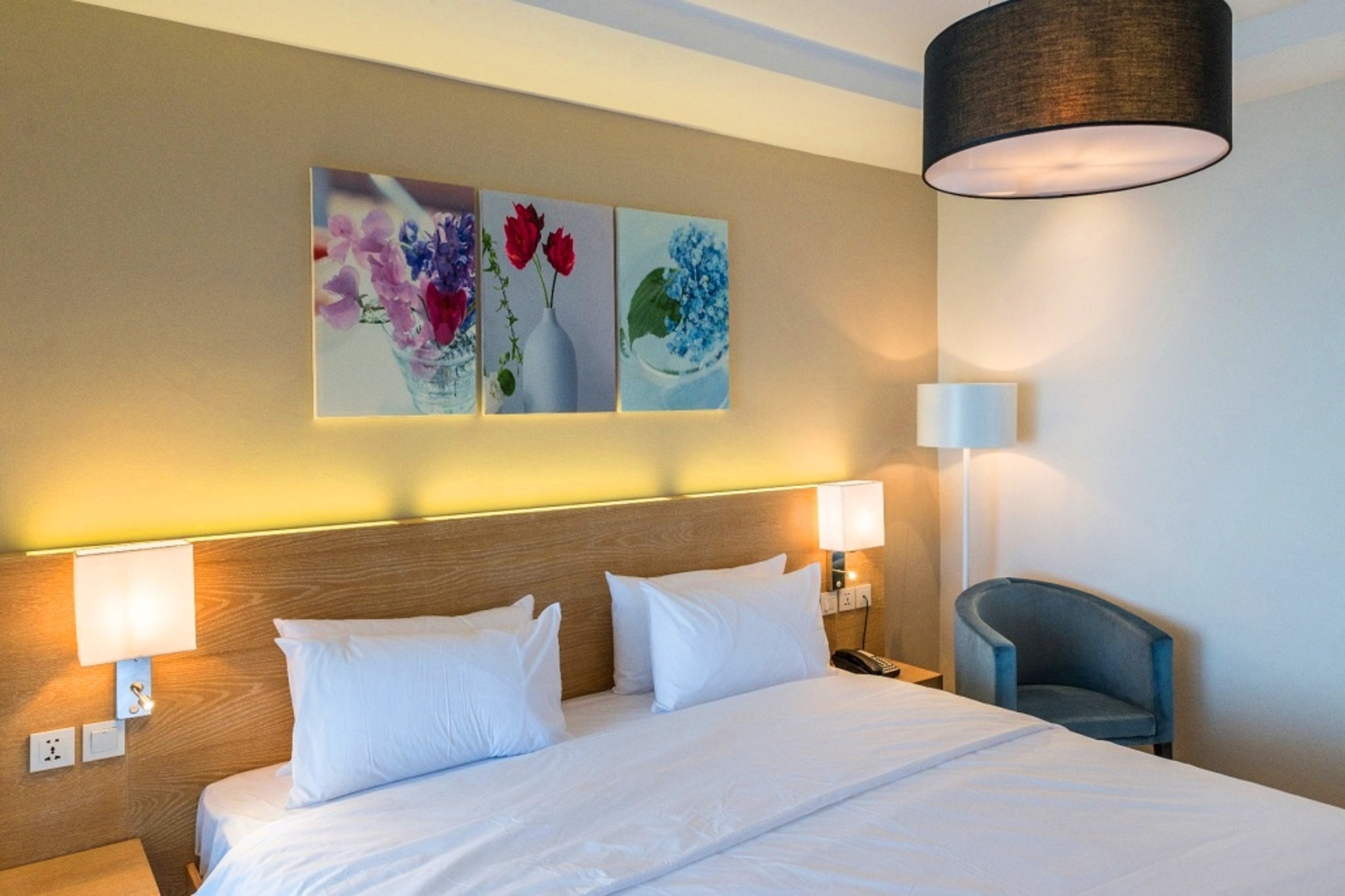 Double King Size Bed