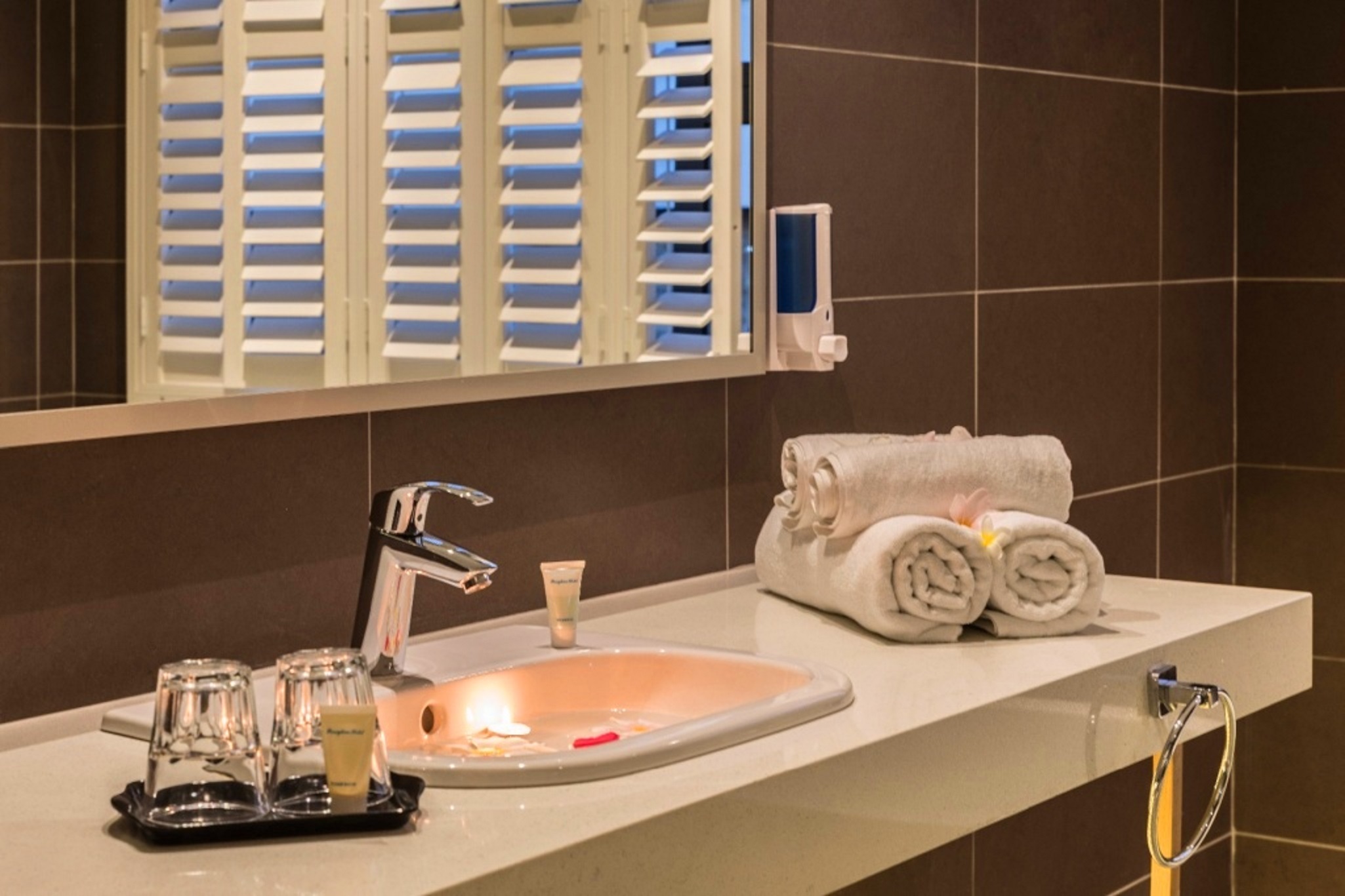 Double King Size Bed