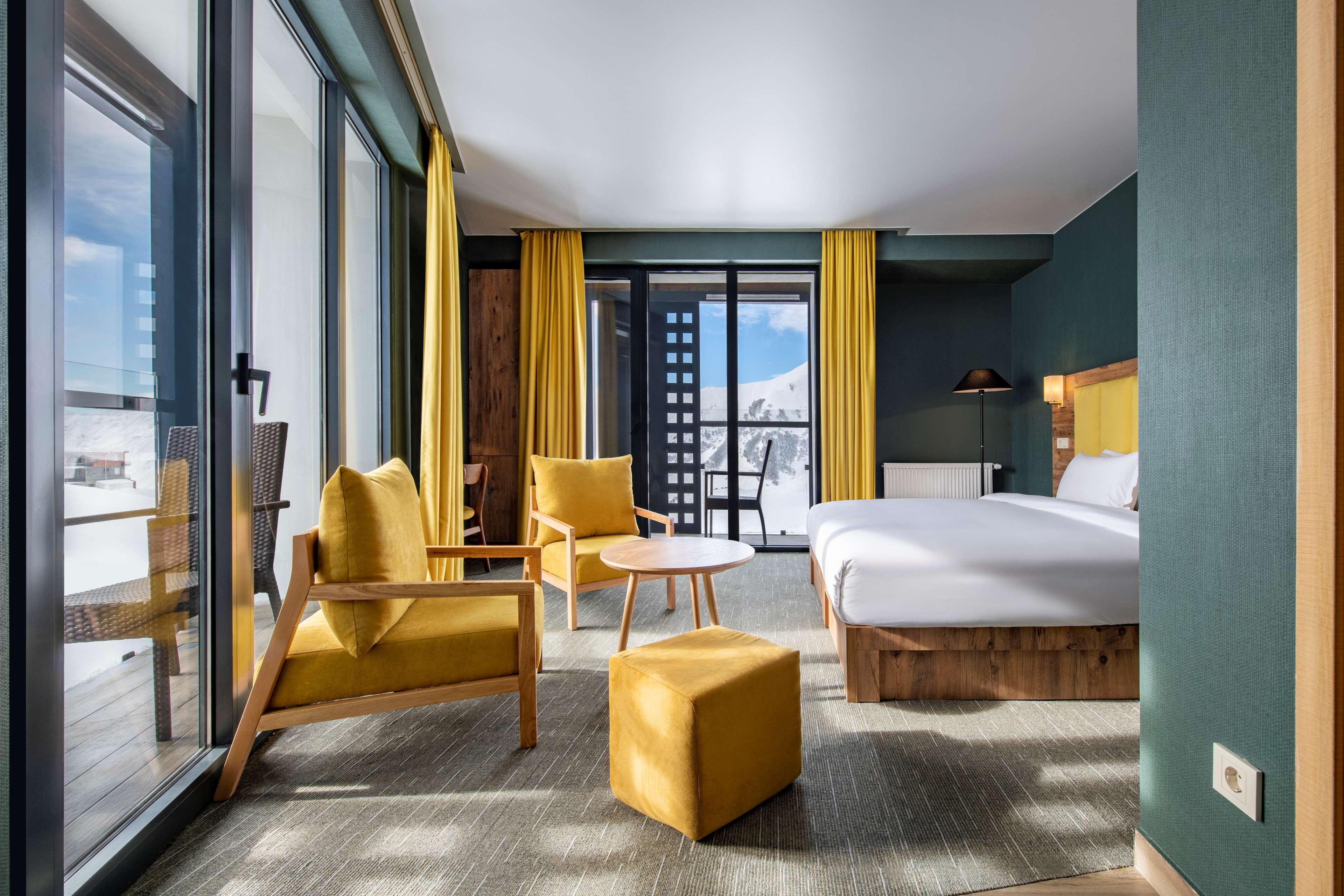 Family Room Connecting Room